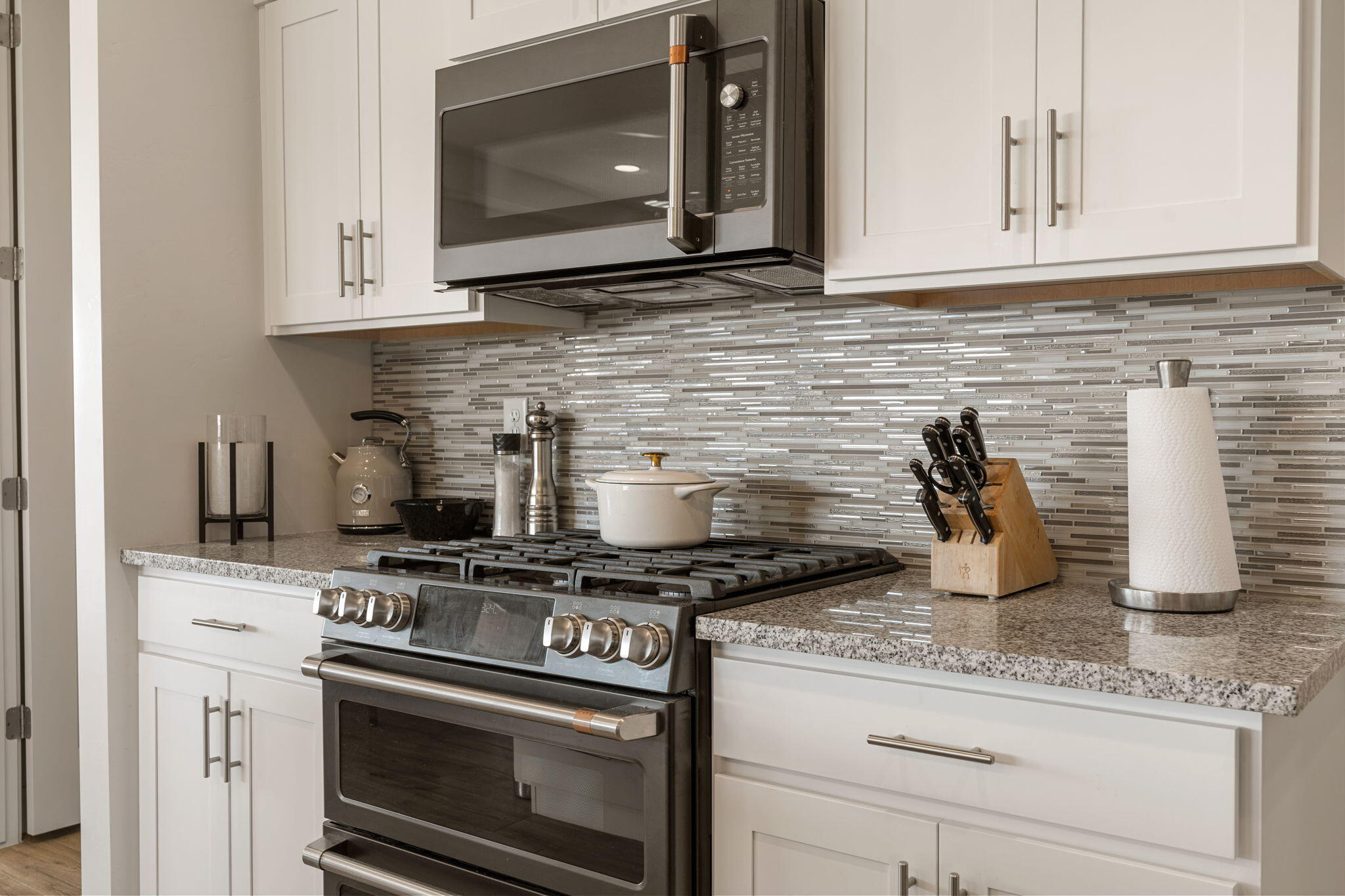 PAINTED SANDS - Residential