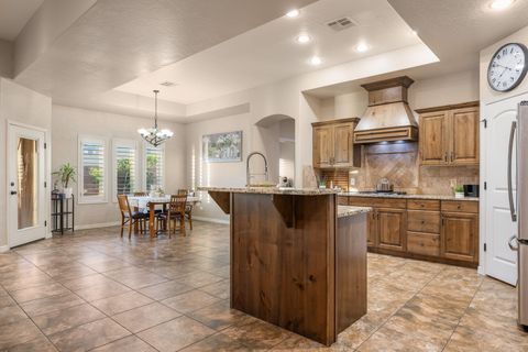 Tiny photo for 2893 E CARMINE DR, Saint George, UT 84790 (MLS # 26-271919)