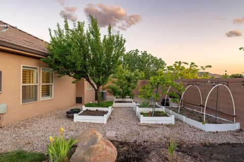 Tiny photo for 2893 E CARMINE DR, Saint George, UT 84790 (MLS # 26-271919)