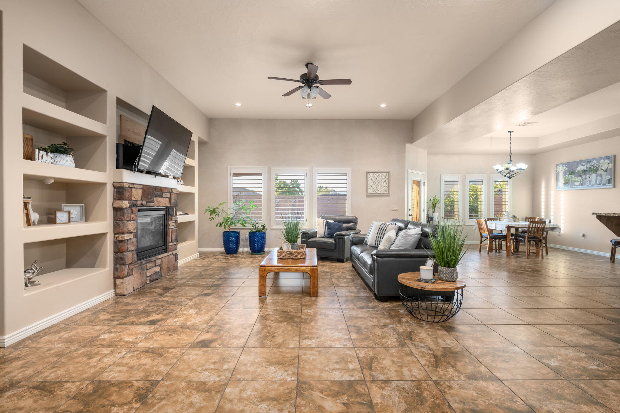 MULBERRY ESTATES - Residential
