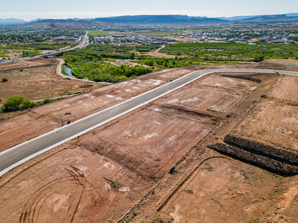 KNETTAS KNOLL SUB - Land