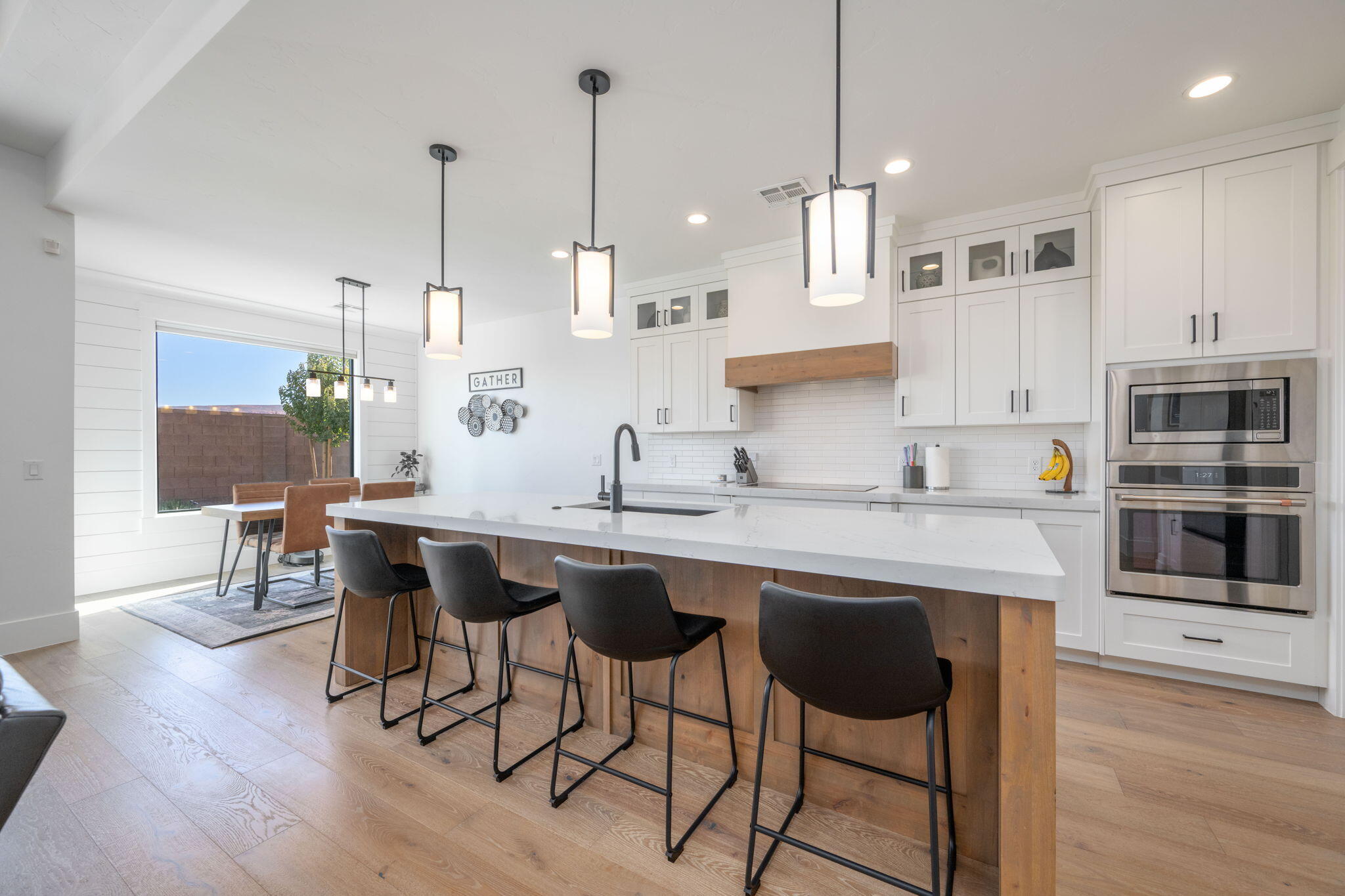 RED MESA AT SUNRISE VALLEY - Residential