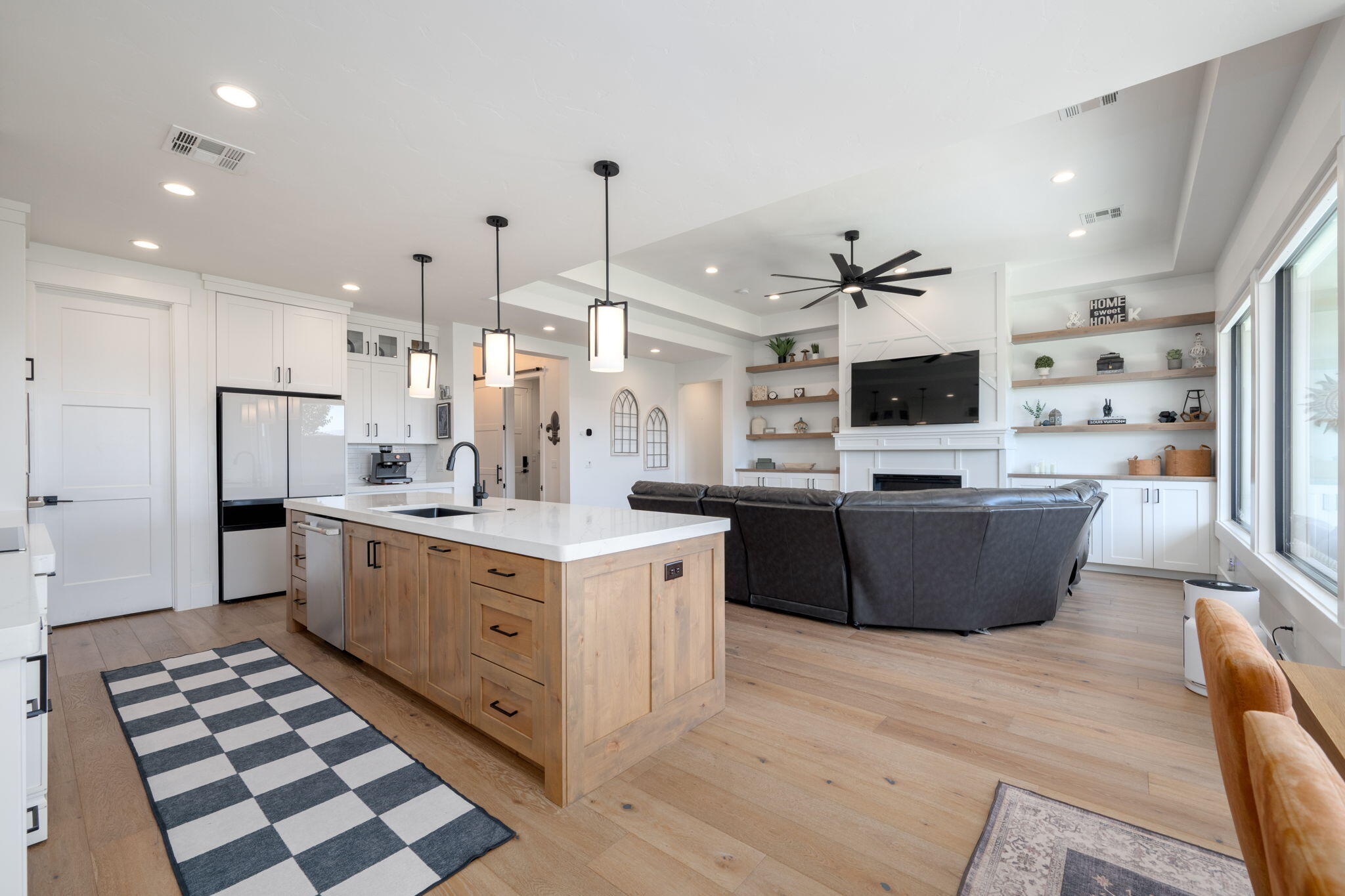 RED MESA AT SUNRISE VALLEY - Residential