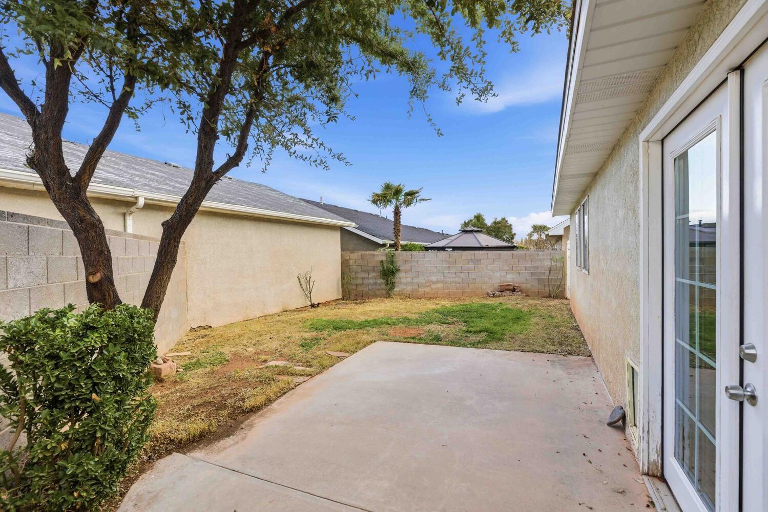 COTTAGES NORTH - Residential