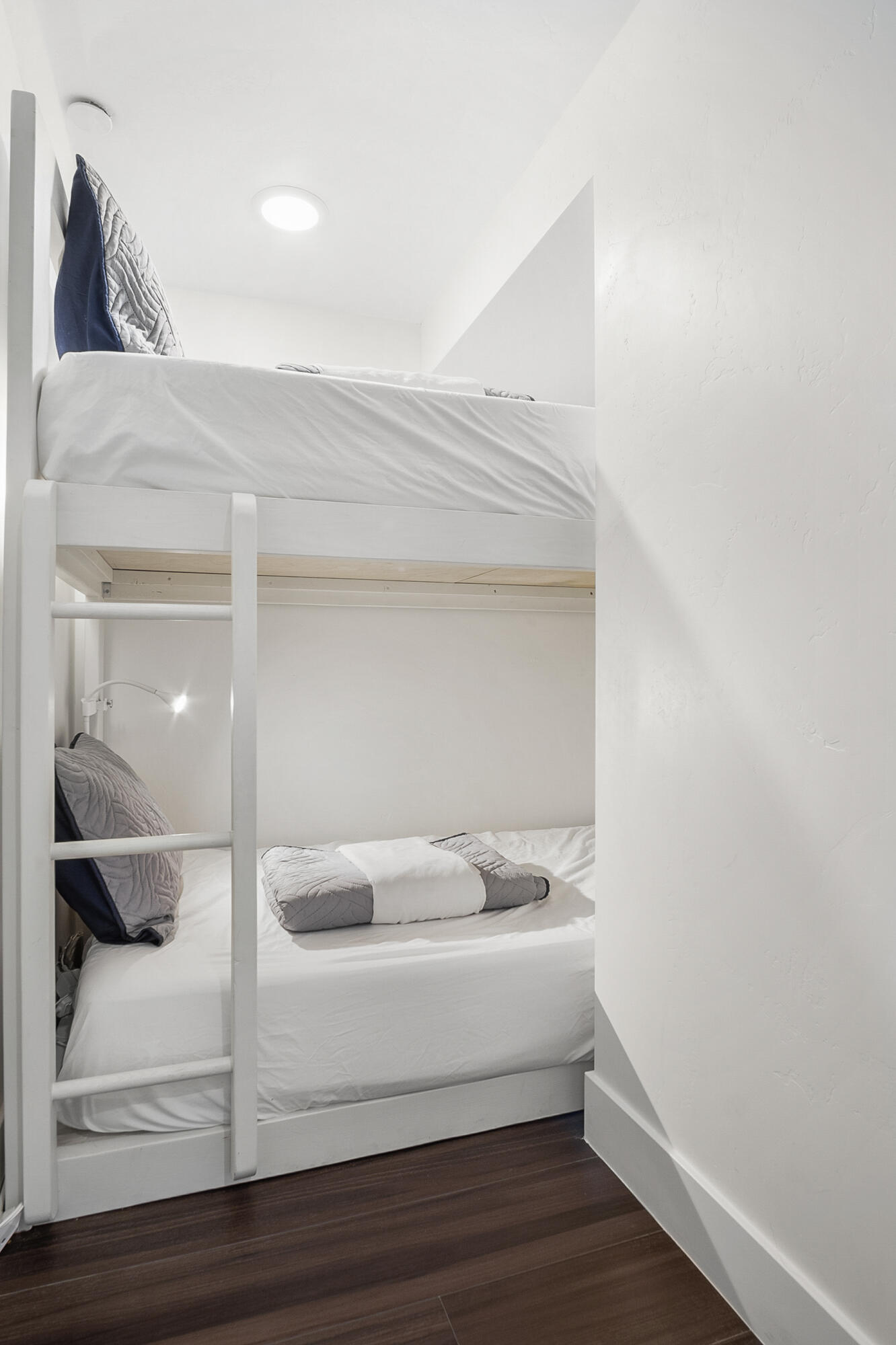 GOLF VIEW ESTATES AT COPPER ROCK - Residential