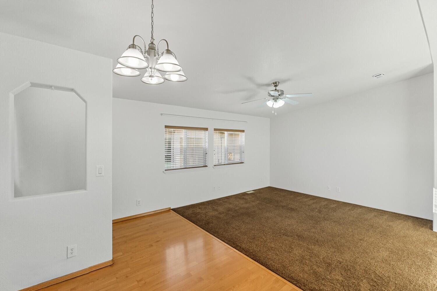 KINGS ROW ESTATES - Residential