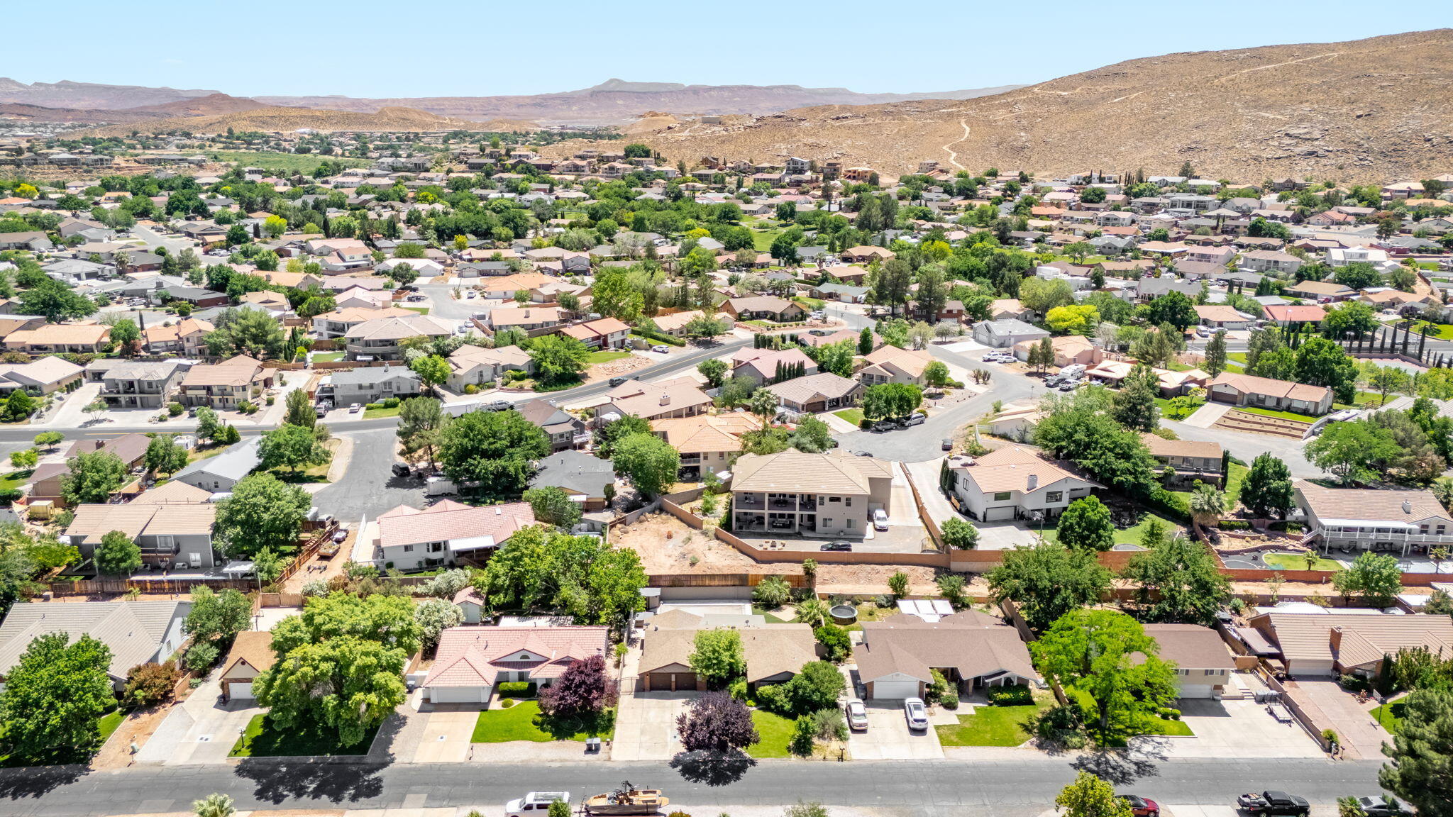 BLOOMINGTON HILLS - Residential