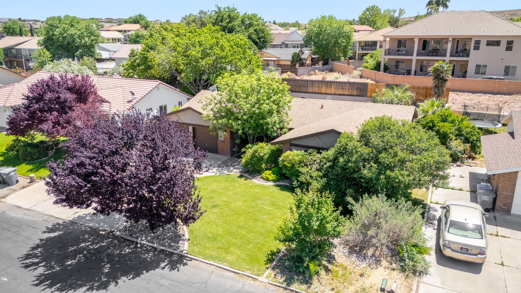 BLOOMINGTON HILLS - Residential
