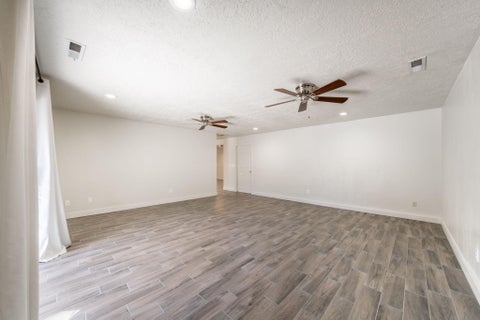 Tiny photo for 890 Larkspur RD, Saint George, UT 84790 (MLS # 26-272224)