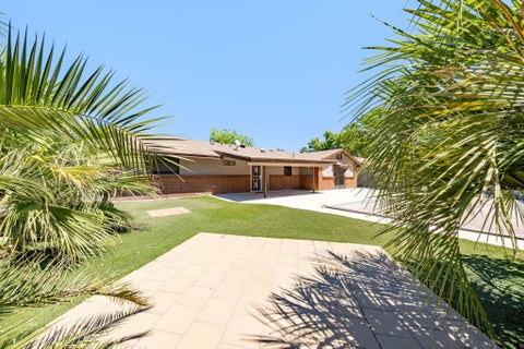 Tiny photo for 890 Larkspur RD, Saint George, UT 84790 (MLS # 26-272224)