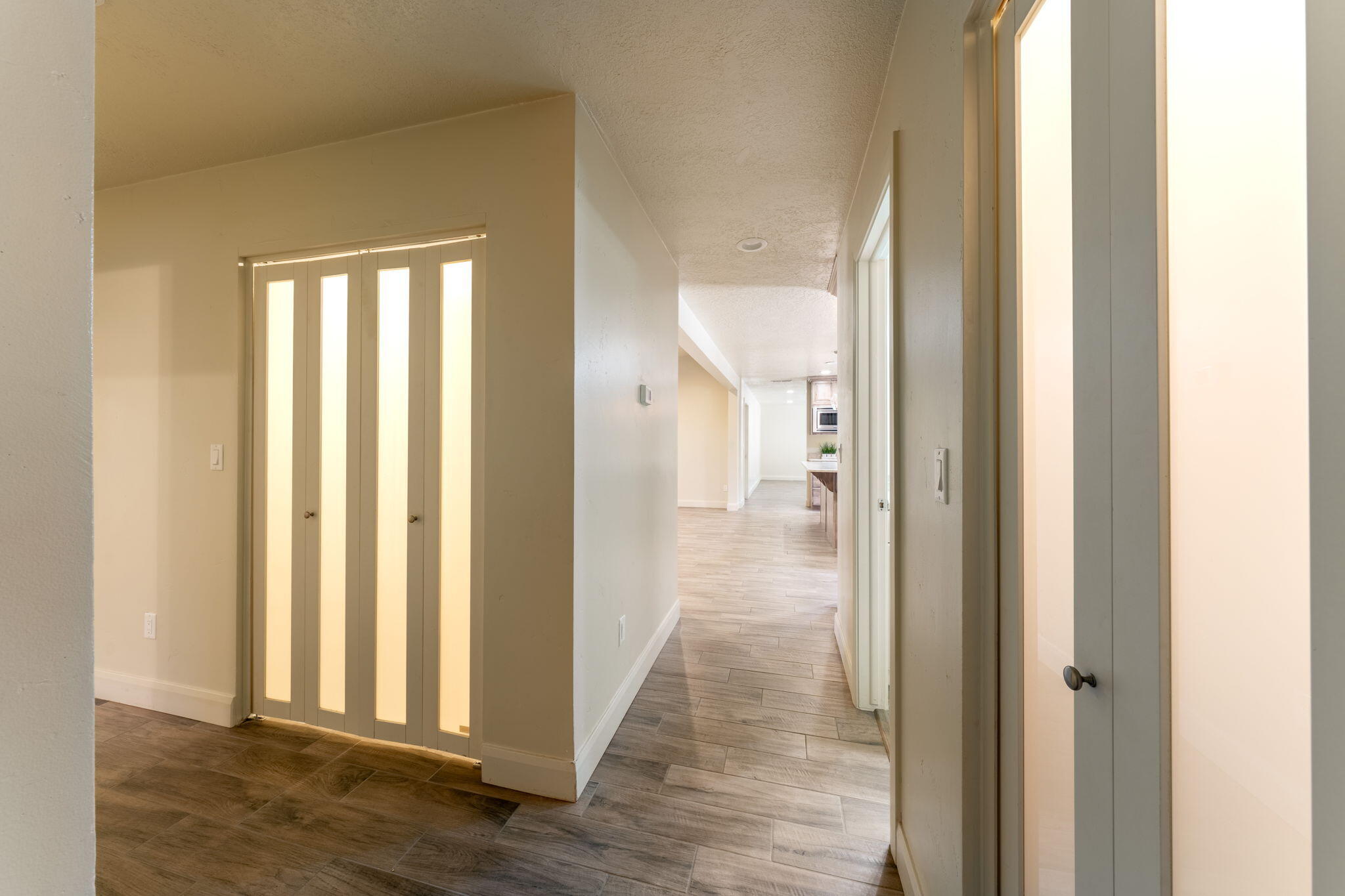 BLOOMINGTON HILLS - Residential