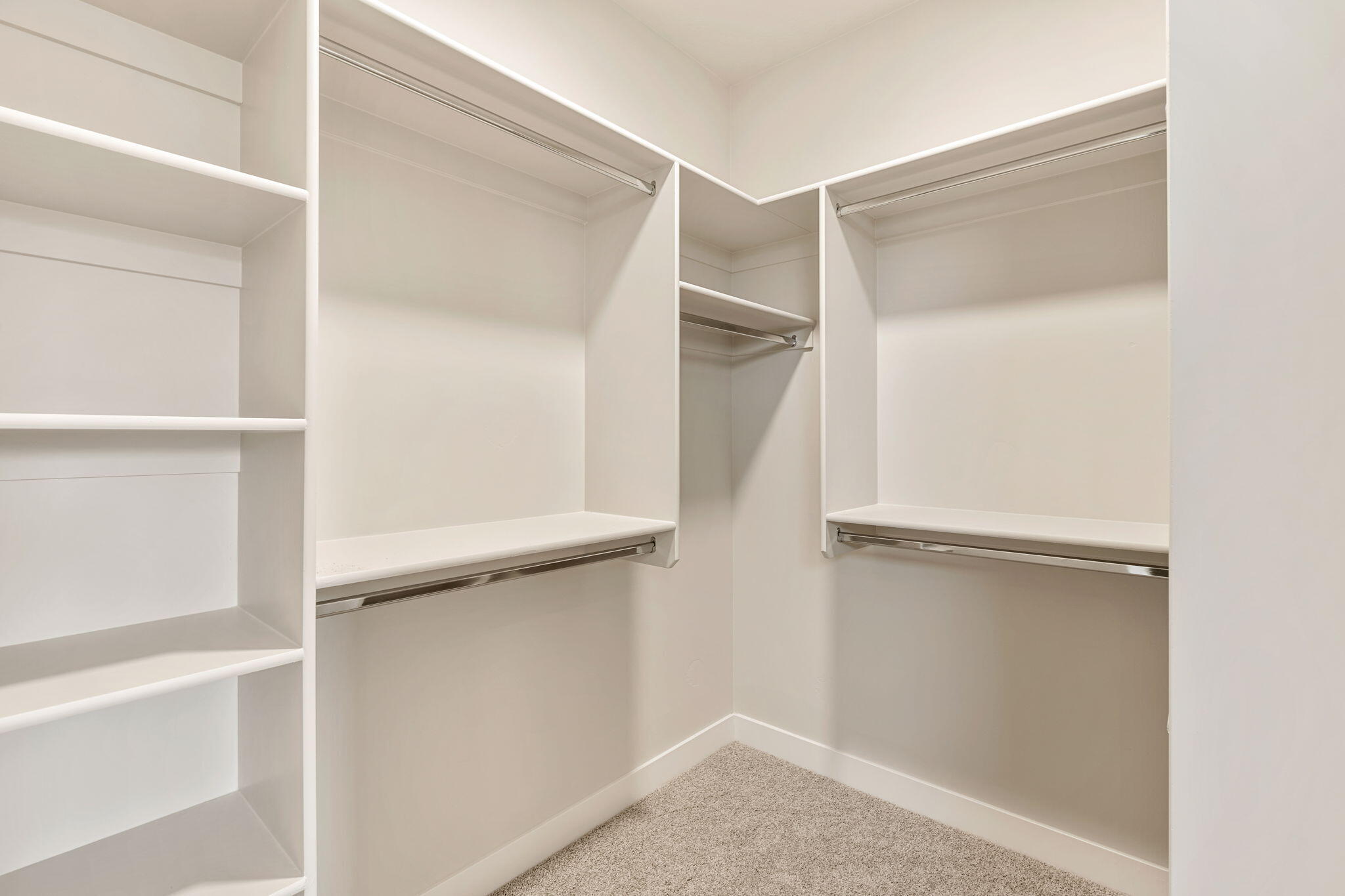 PIONEER POINTE - Residential