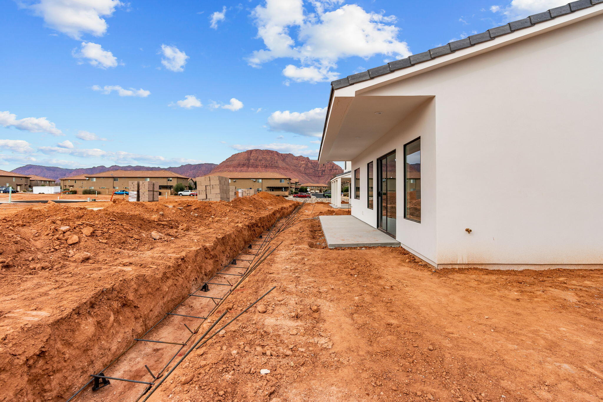 PIONEER POINTE - Residential