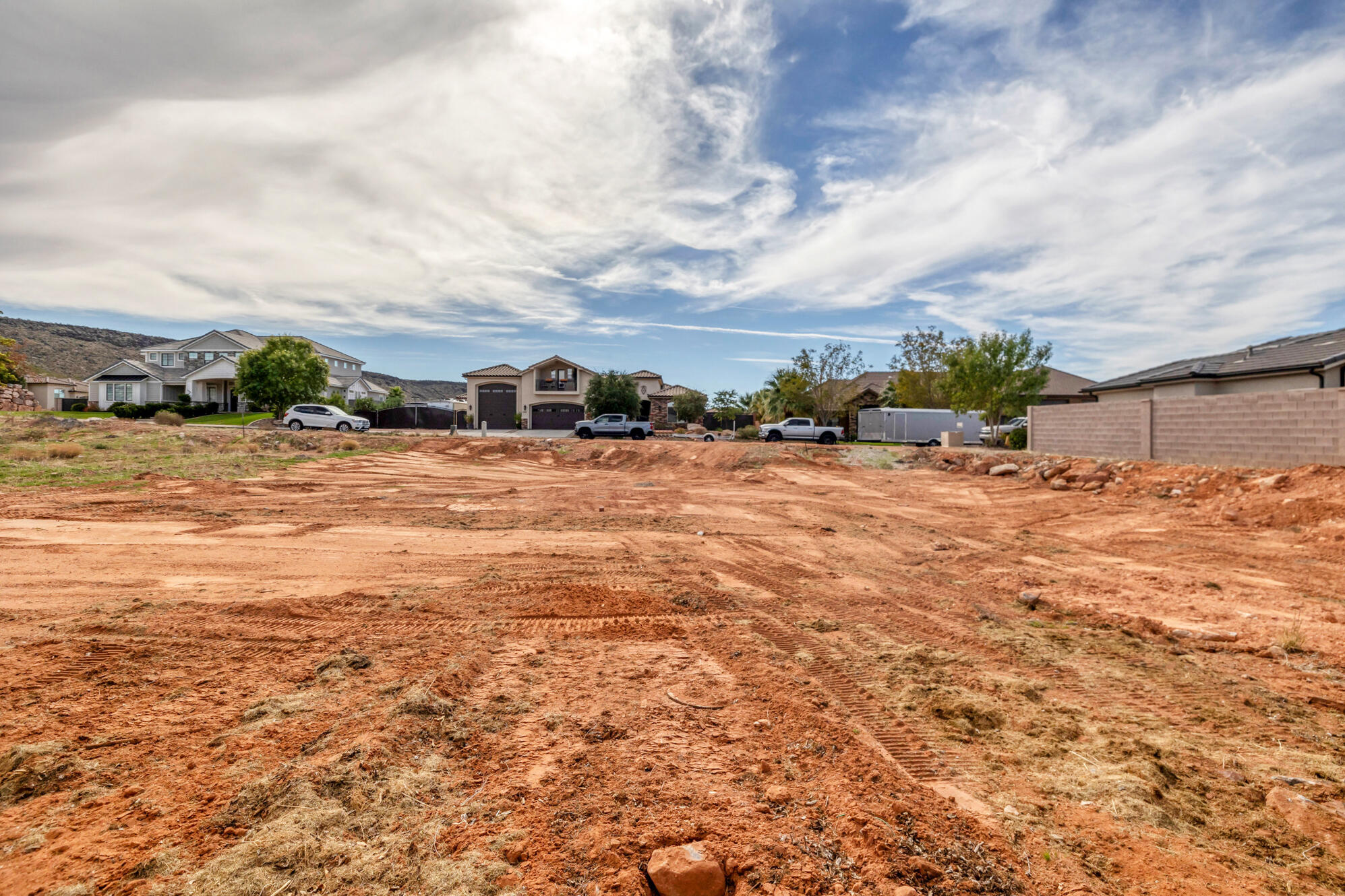 DIXIE SPRINGS - Land