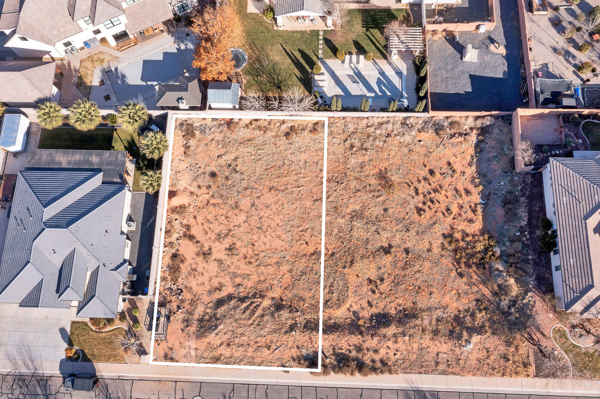 DIXIE SPRINGS - Land