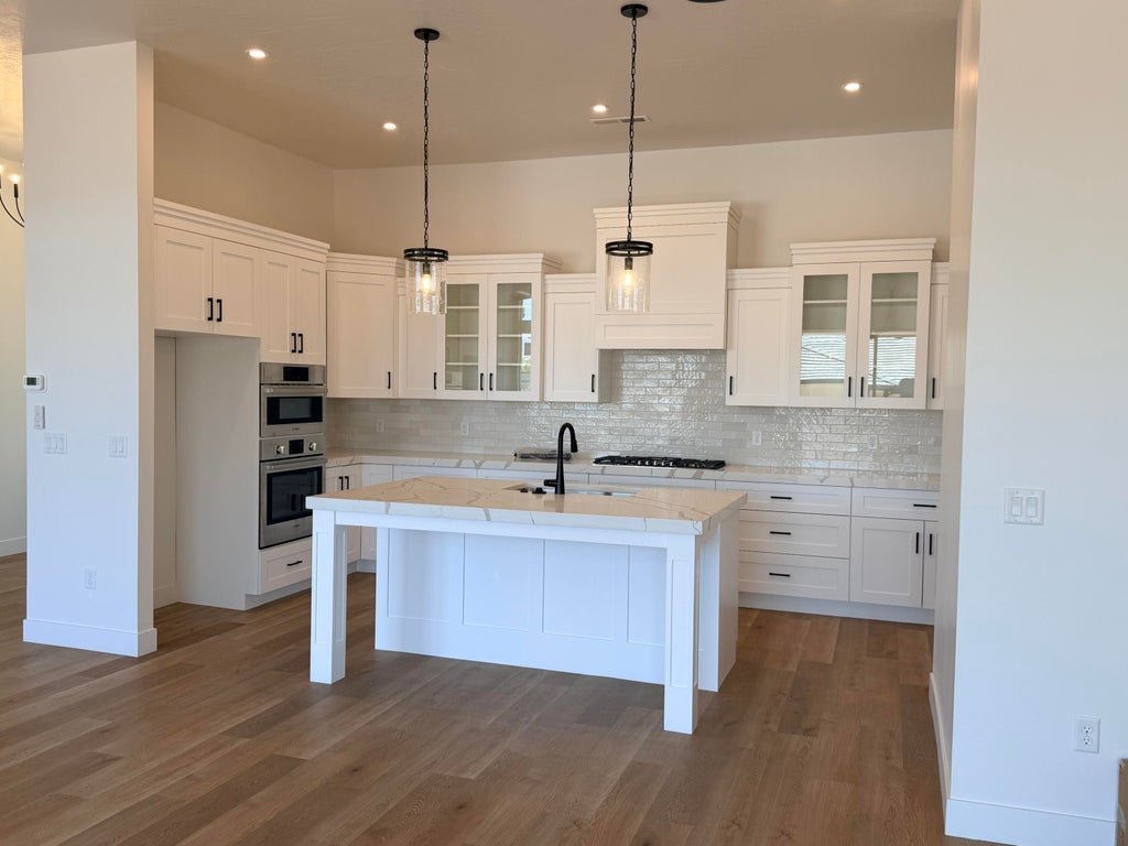 Photo of 1681 E Talus Way, Saint George, UT 84790 (MLS # 26-273884)