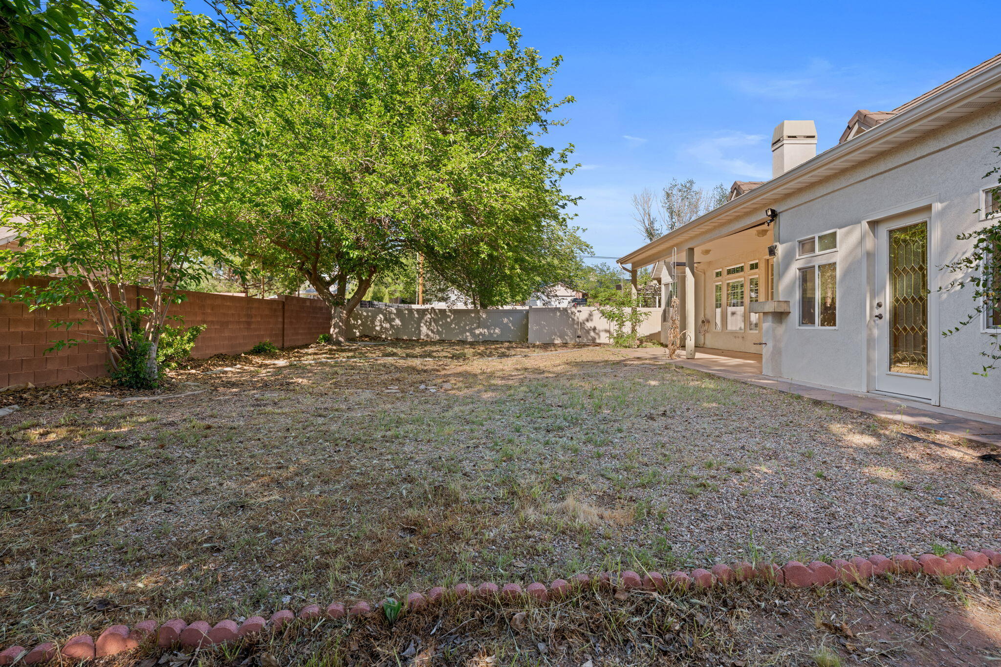 LEEDS TOWNSITE - Residential