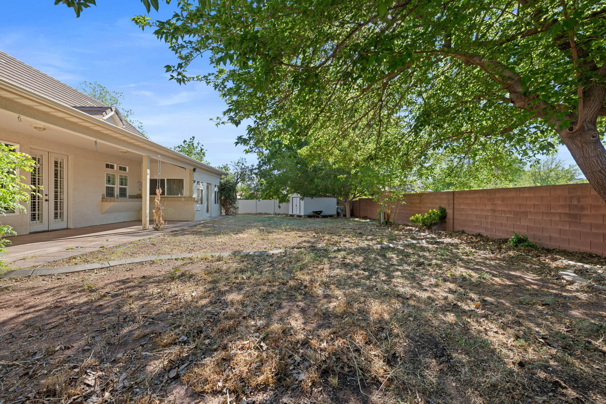 LEEDS TOWNSITE - Residential