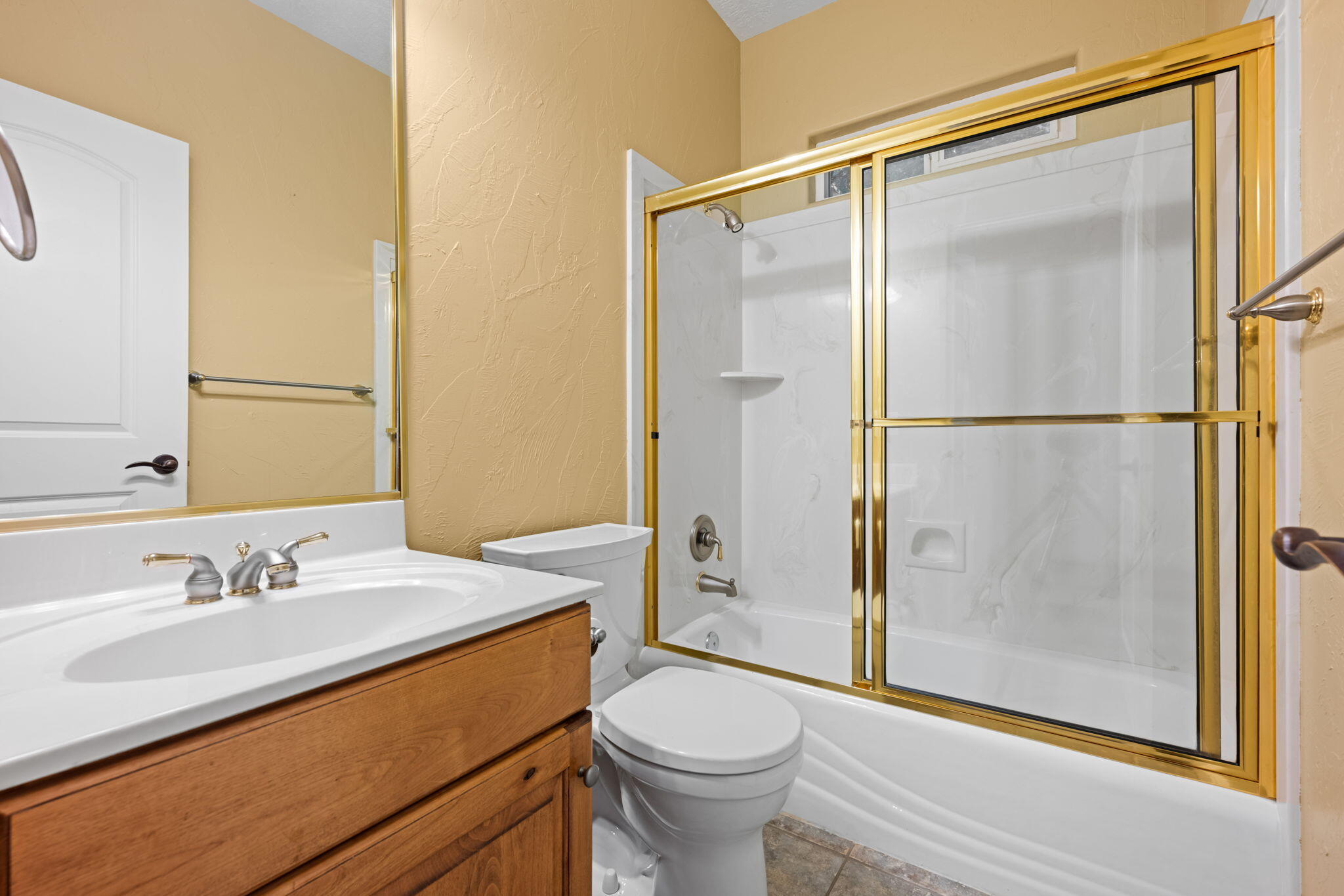 LEEDS TOWNSITE - Residential