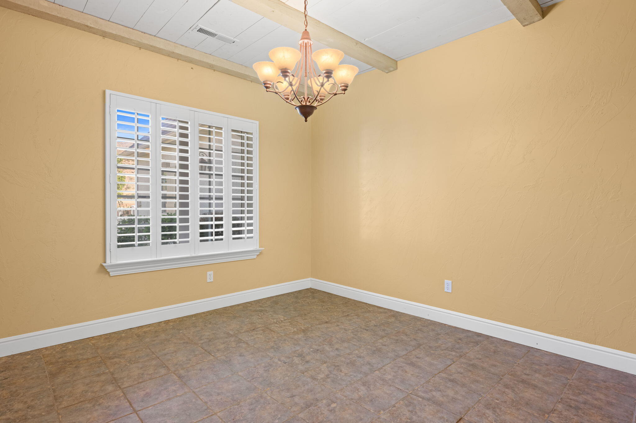 LEEDS TOWNSITE - Residential