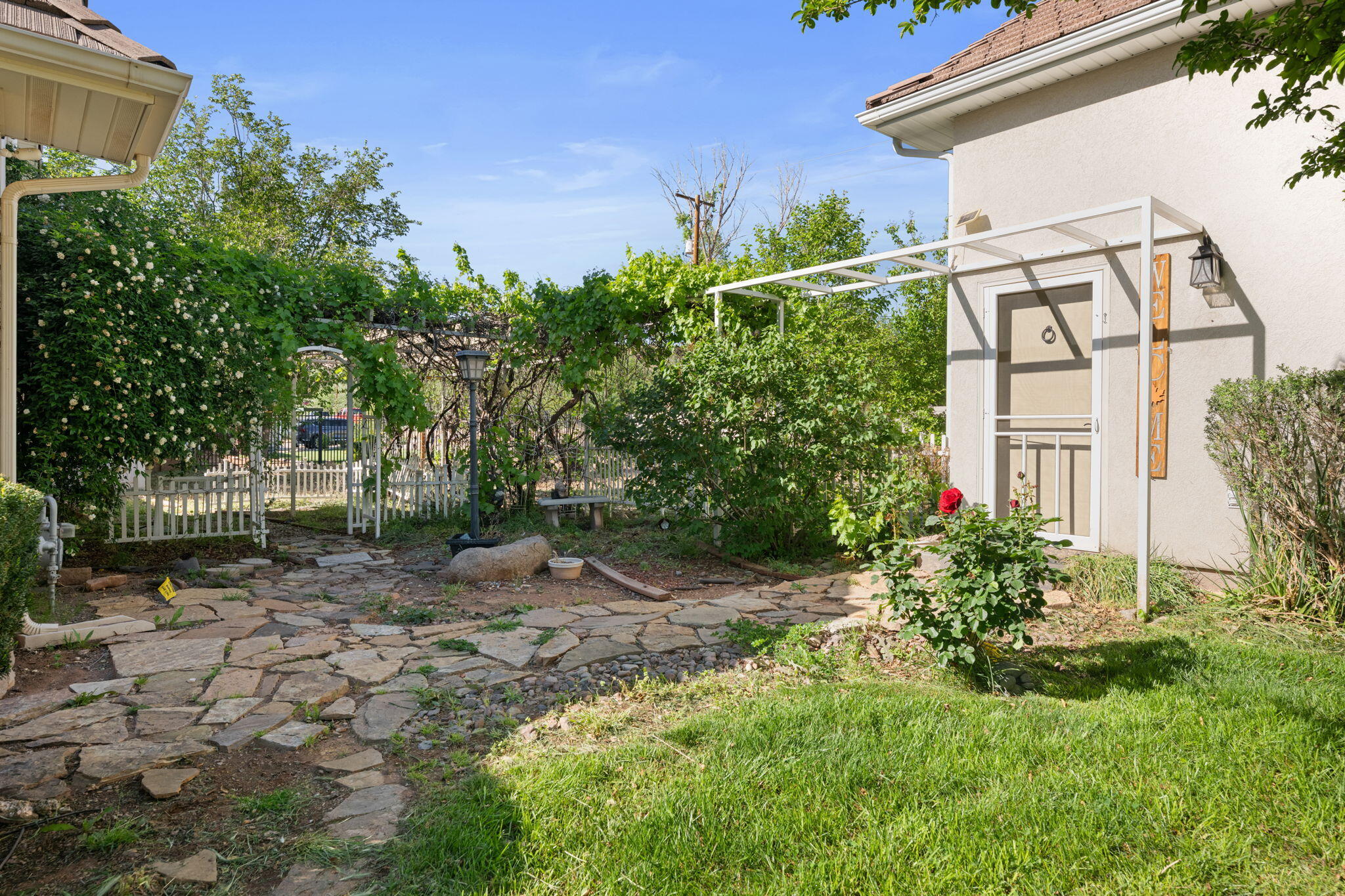 LEEDS TOWNSITE - Residential