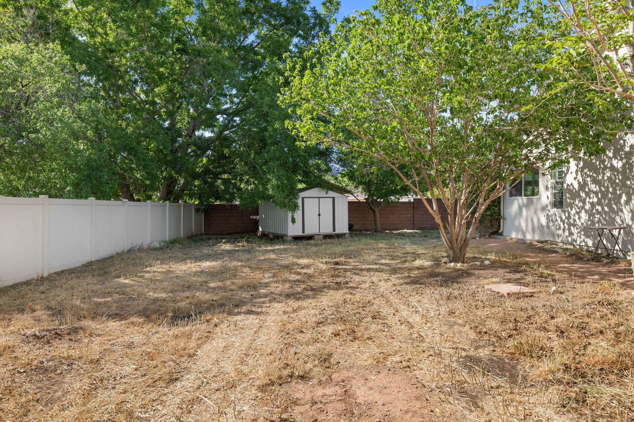 LEEDS TOWNSITE - Residential