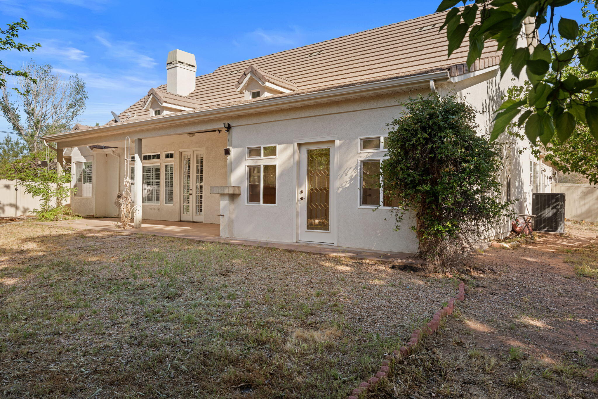 LEEDS TOWNSITE - Residential