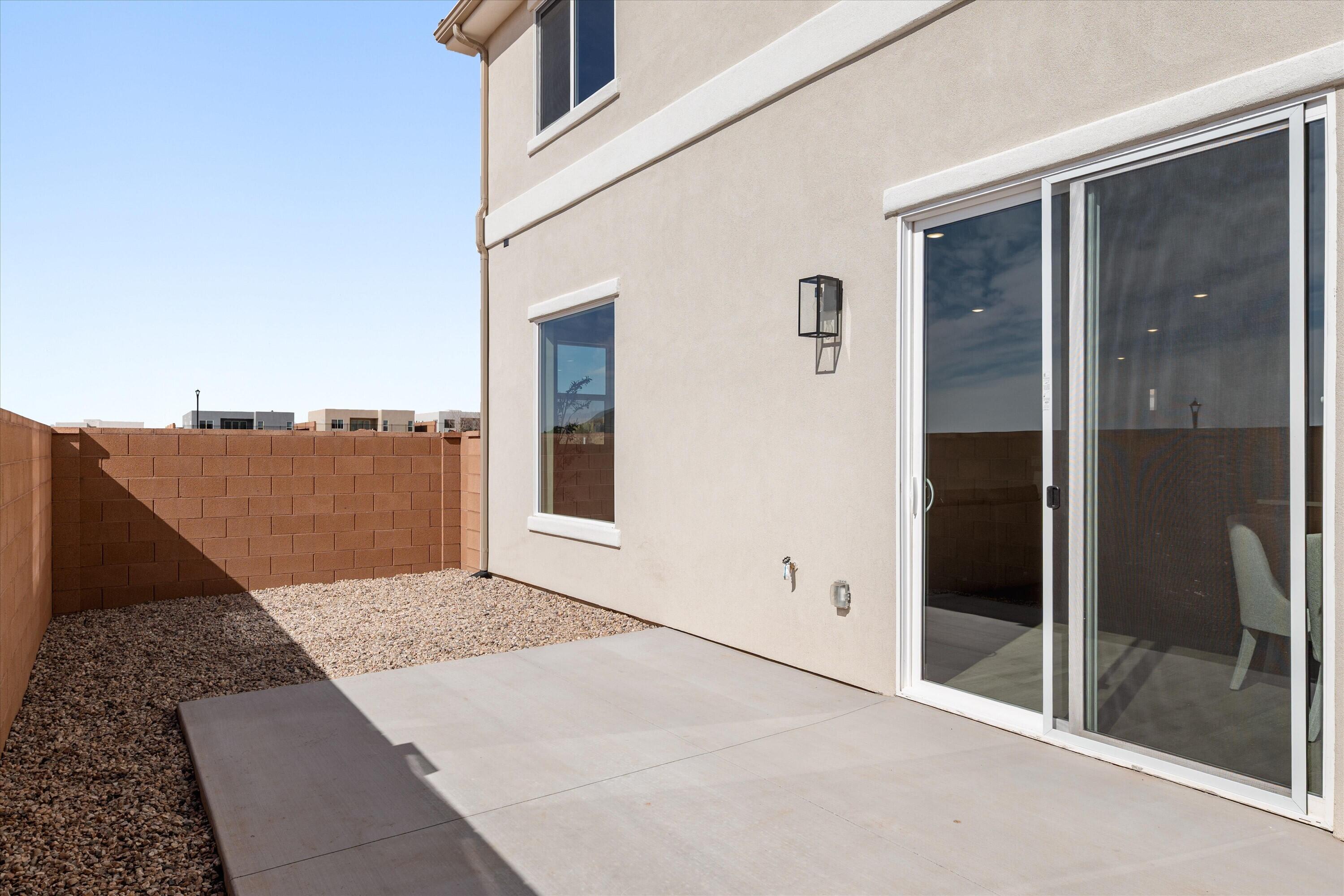 HURRICANE HEIGHTS TOWNHOMES - Residential