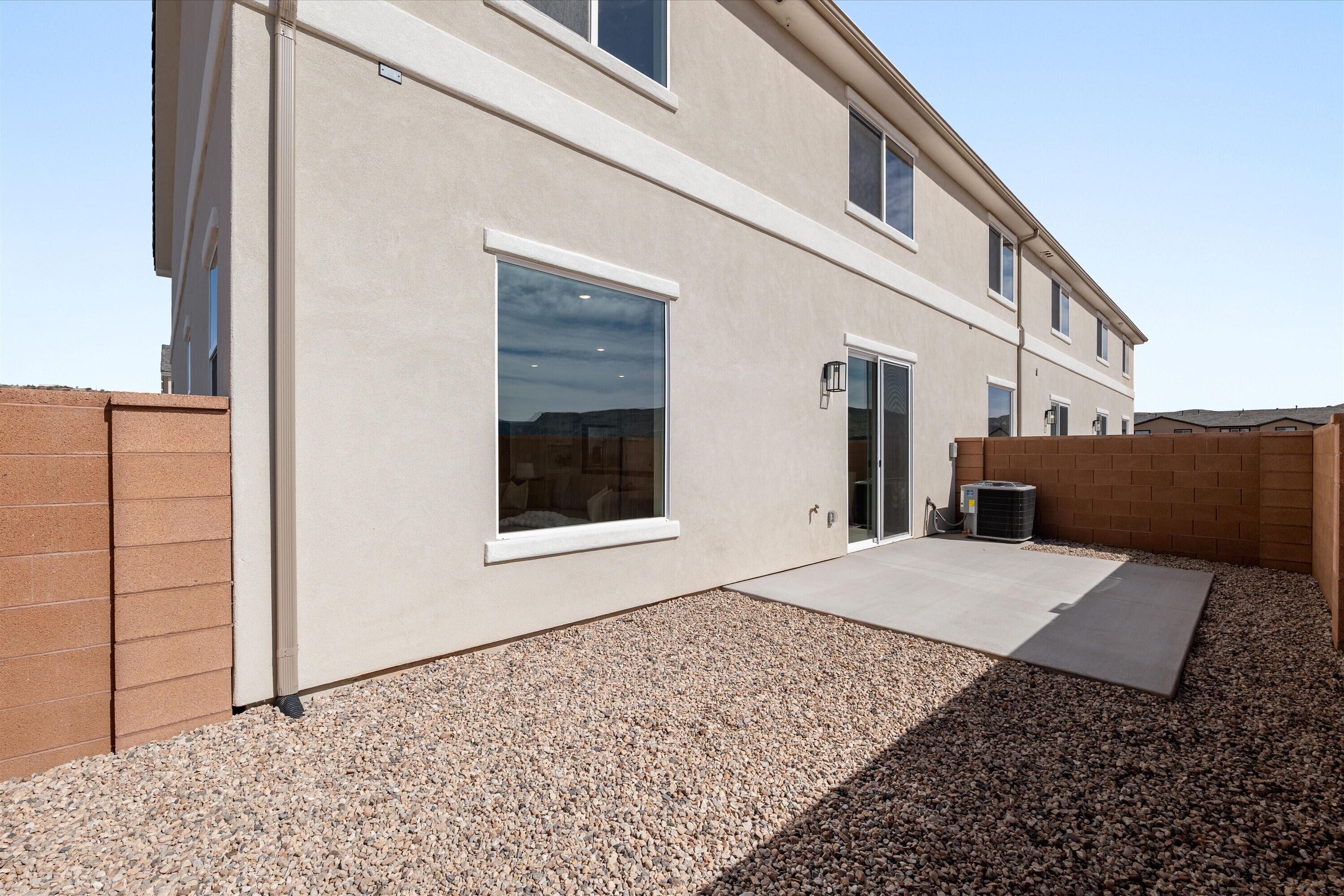 HURRICANE HEIGHTS TOWNHOMES - Residential