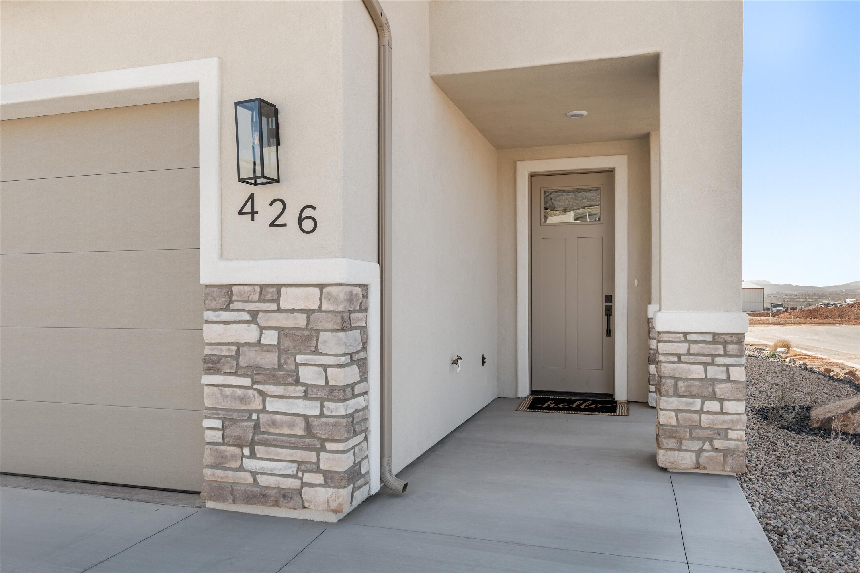 HURRICANE HEIGHTS TOWNHOMES - Residential