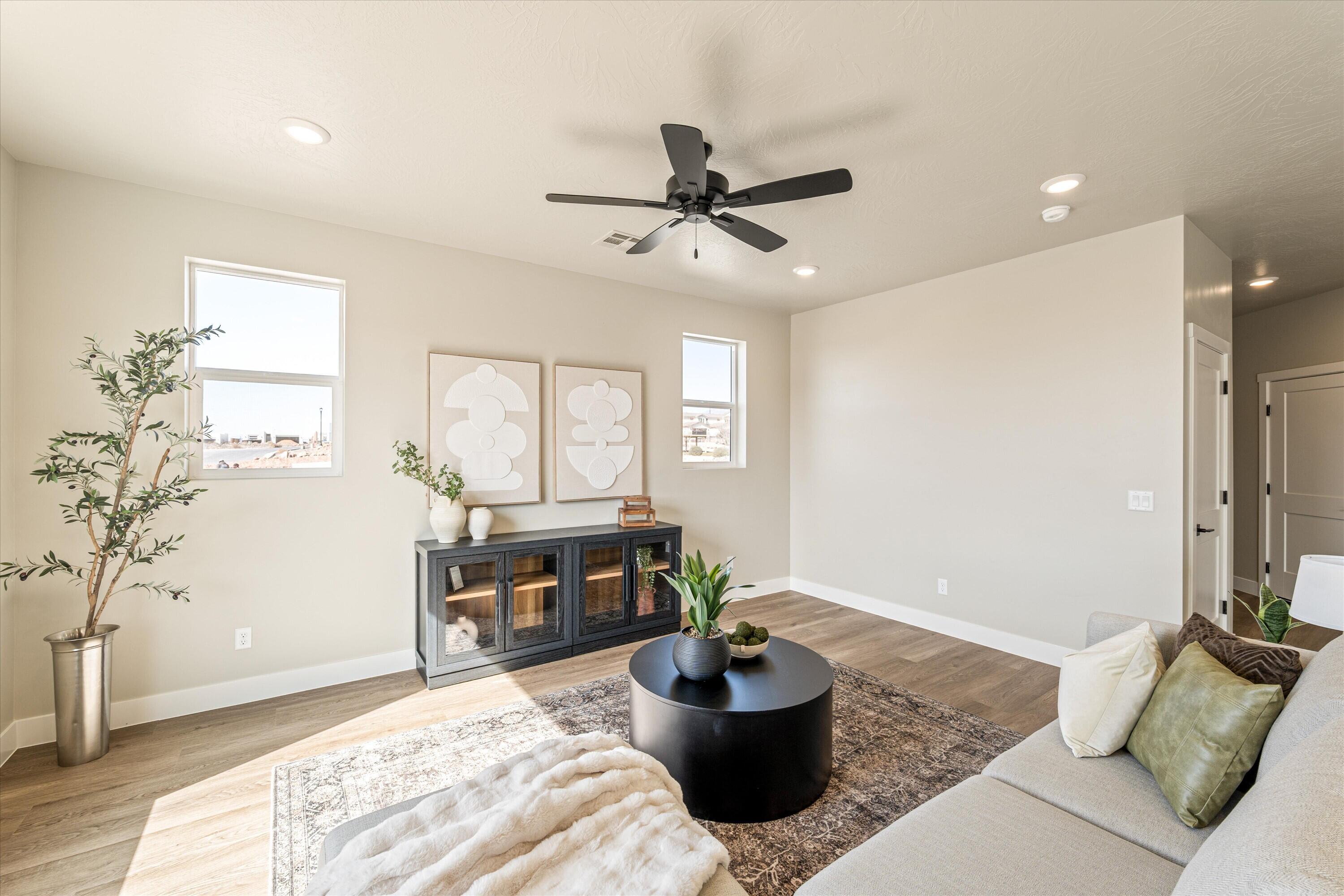 HURRICANE HEIGHTS TOWNHOMES - Residential