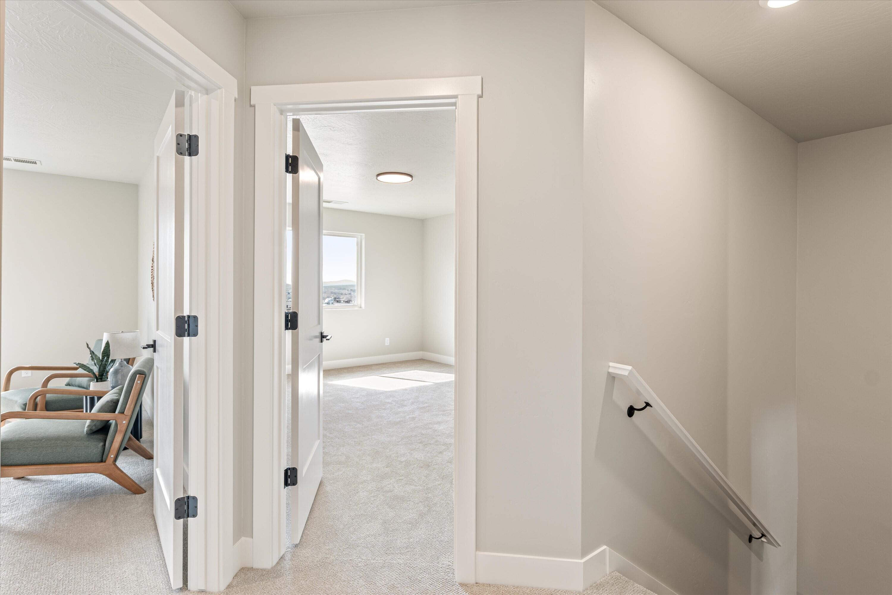 HURRICANE HEIGHTS TOWNHOMES - Residential