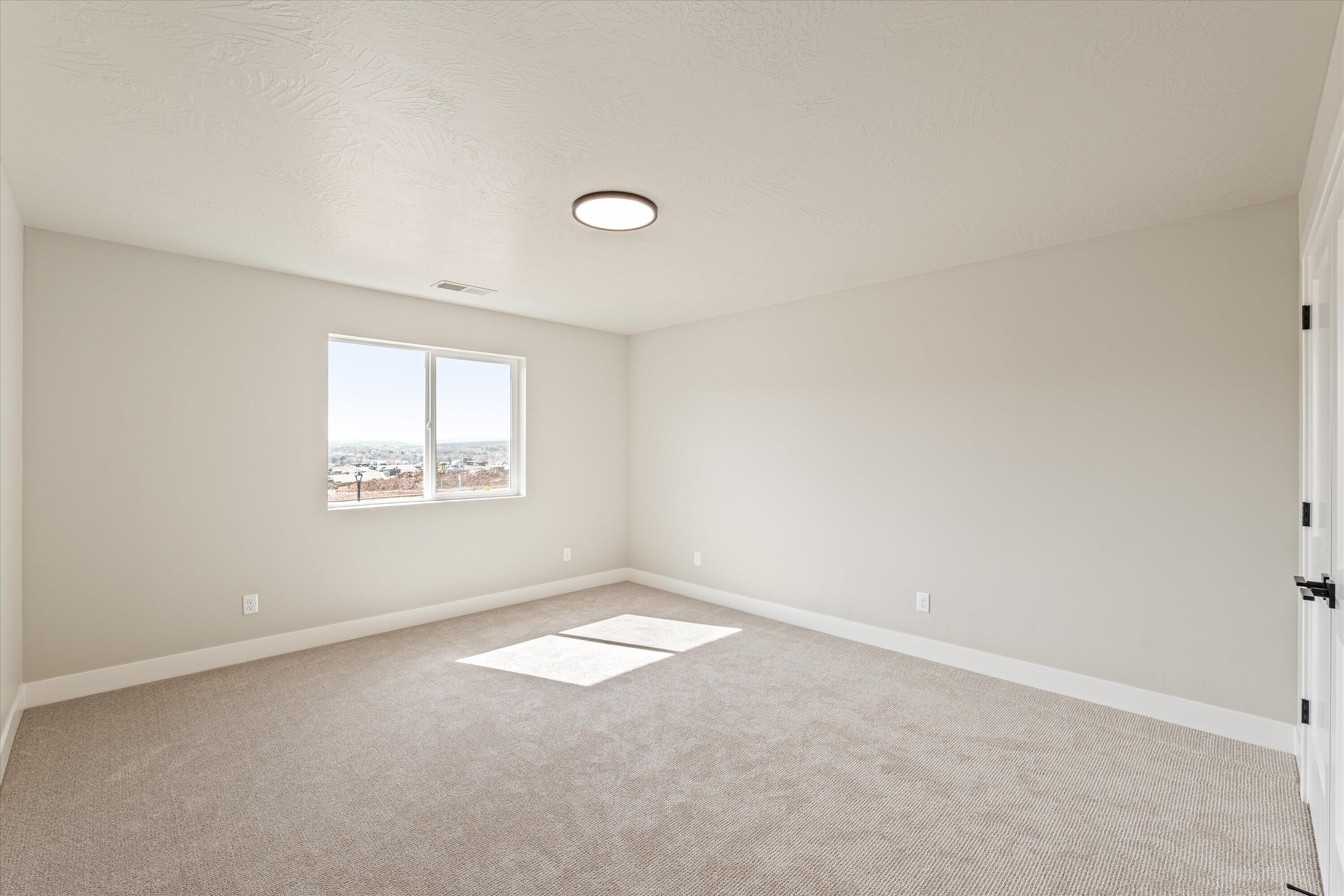 HURRICANE HEIGHTS TOWNHOMES - Residential