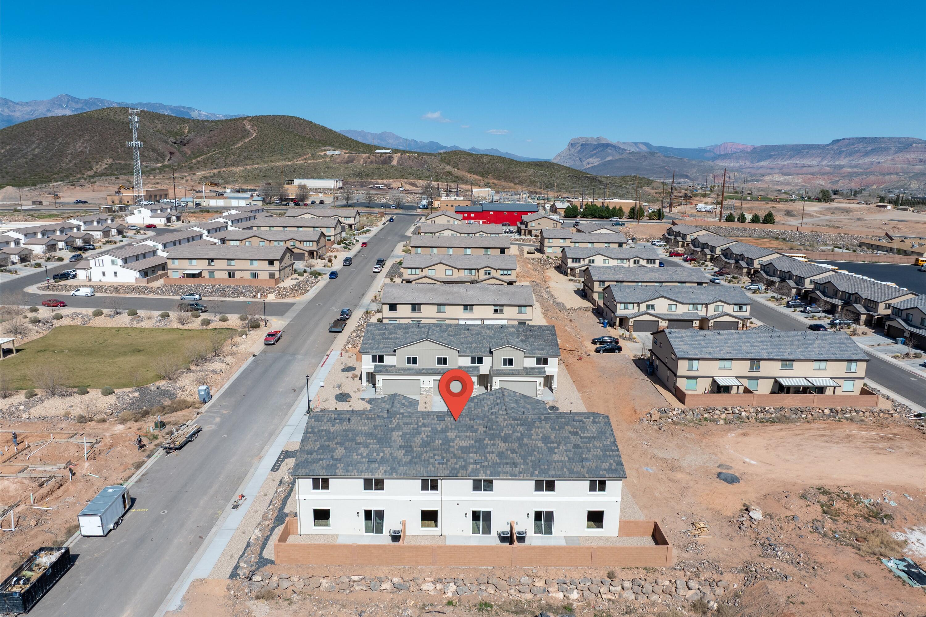 HURRICANE HEIGHTS TOWNHOMES - Residential