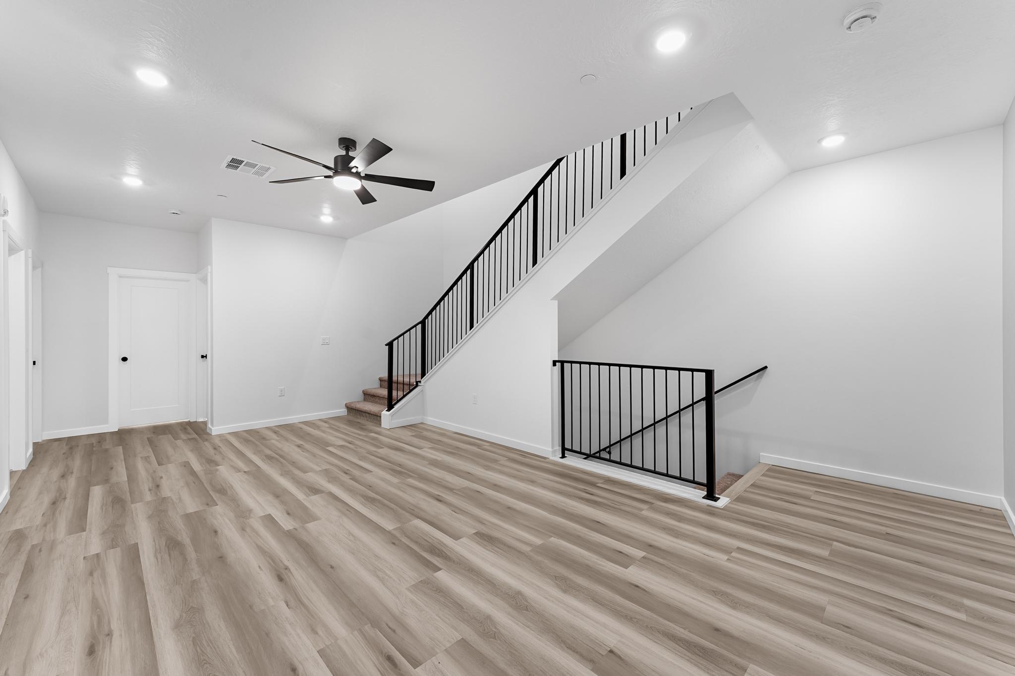 CORAL SPRINGS CONDOMINIUMS - Residential