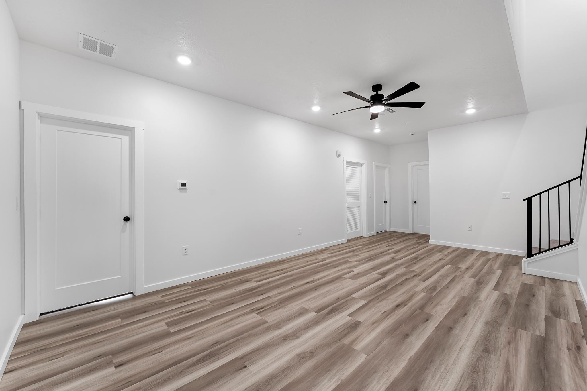 CORAL SPRINGS CONDOMINIUMS - Residential