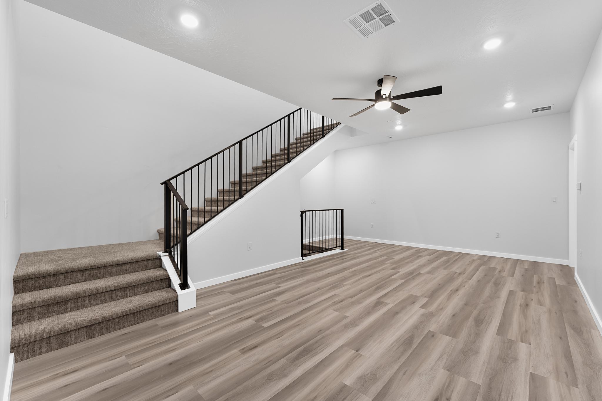 CORAL SPRINGS CONDOMINIUMS - Residential