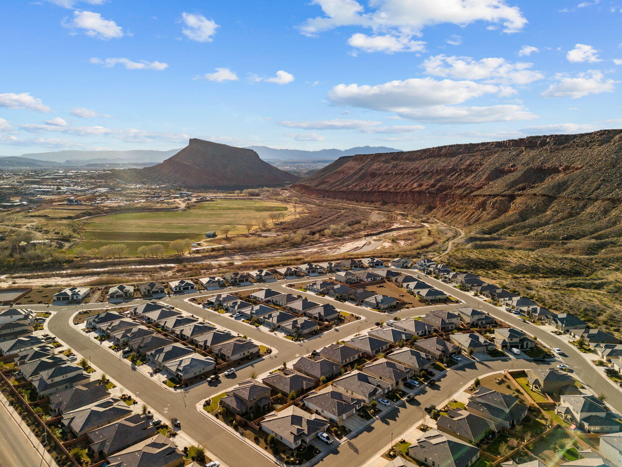 RIVERBEND AT SUNRISE VALLEY - Residential