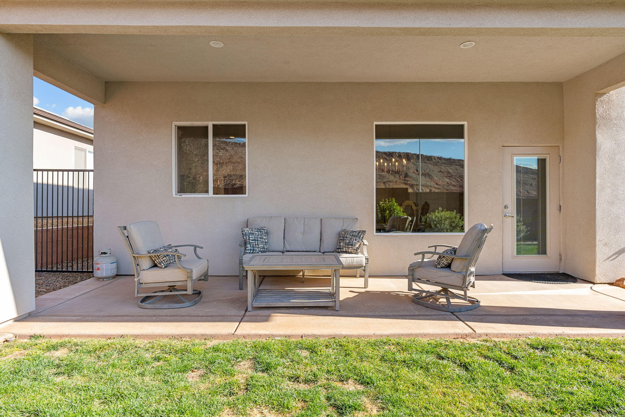 RIVERBEND AT SUNRISE VALLEY - Residential