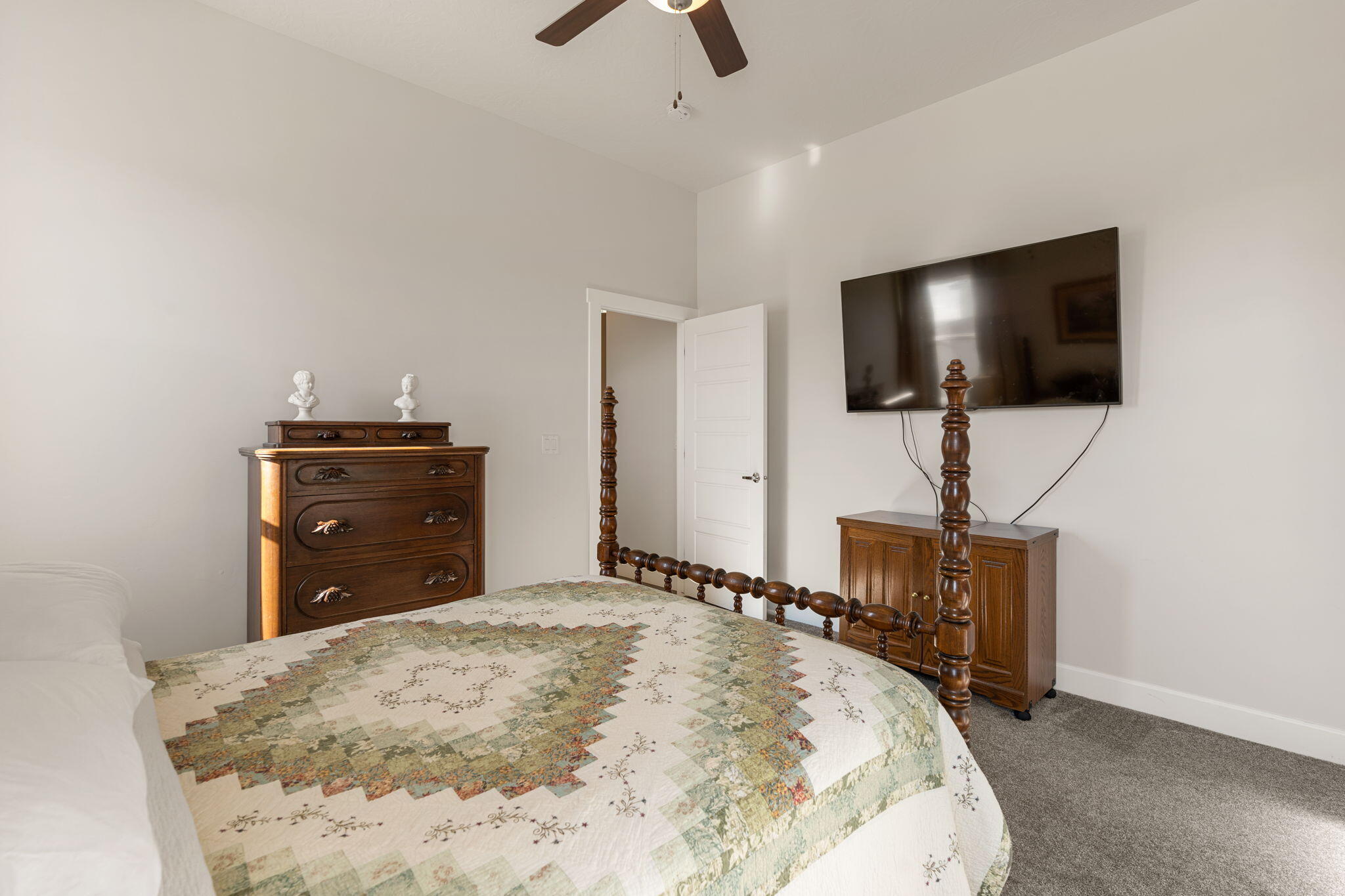 RIVERBEND AT SUNRISE VALLEY - Residential