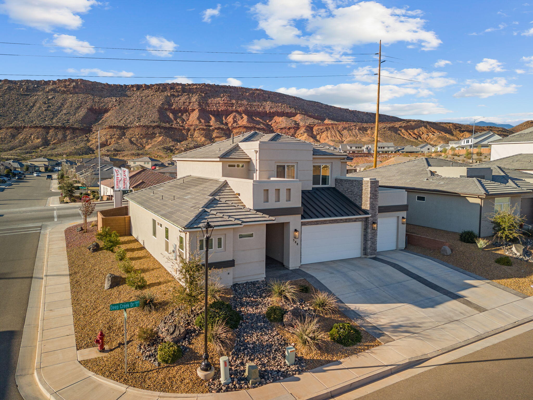 RIVERBEND AT SUNRISE VALLEY - Residential