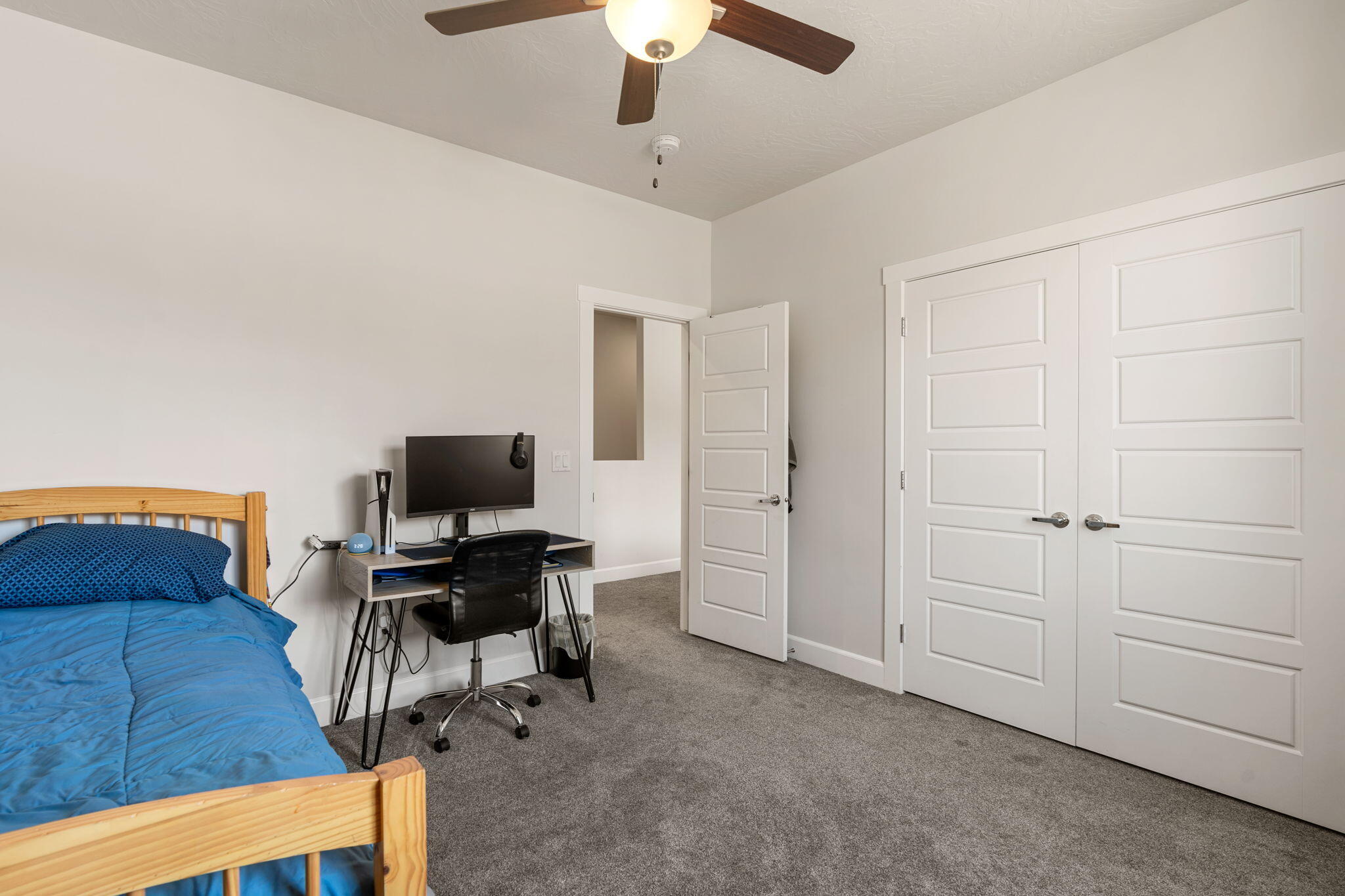 RIVERBEND AT SUNRISE VALLEY - Residential