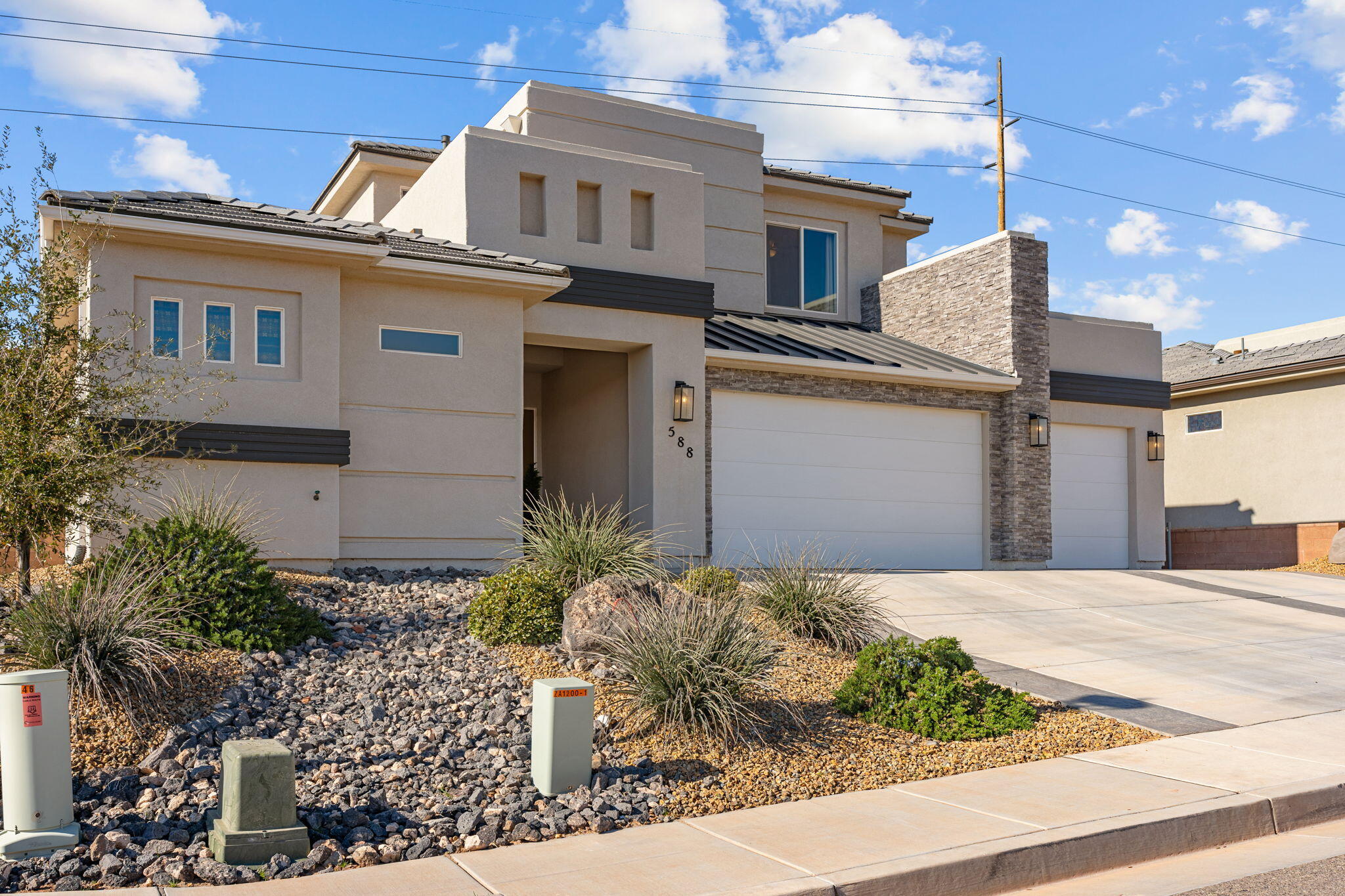 RIVERBEND AT SUNRISE VALLEY - Residential