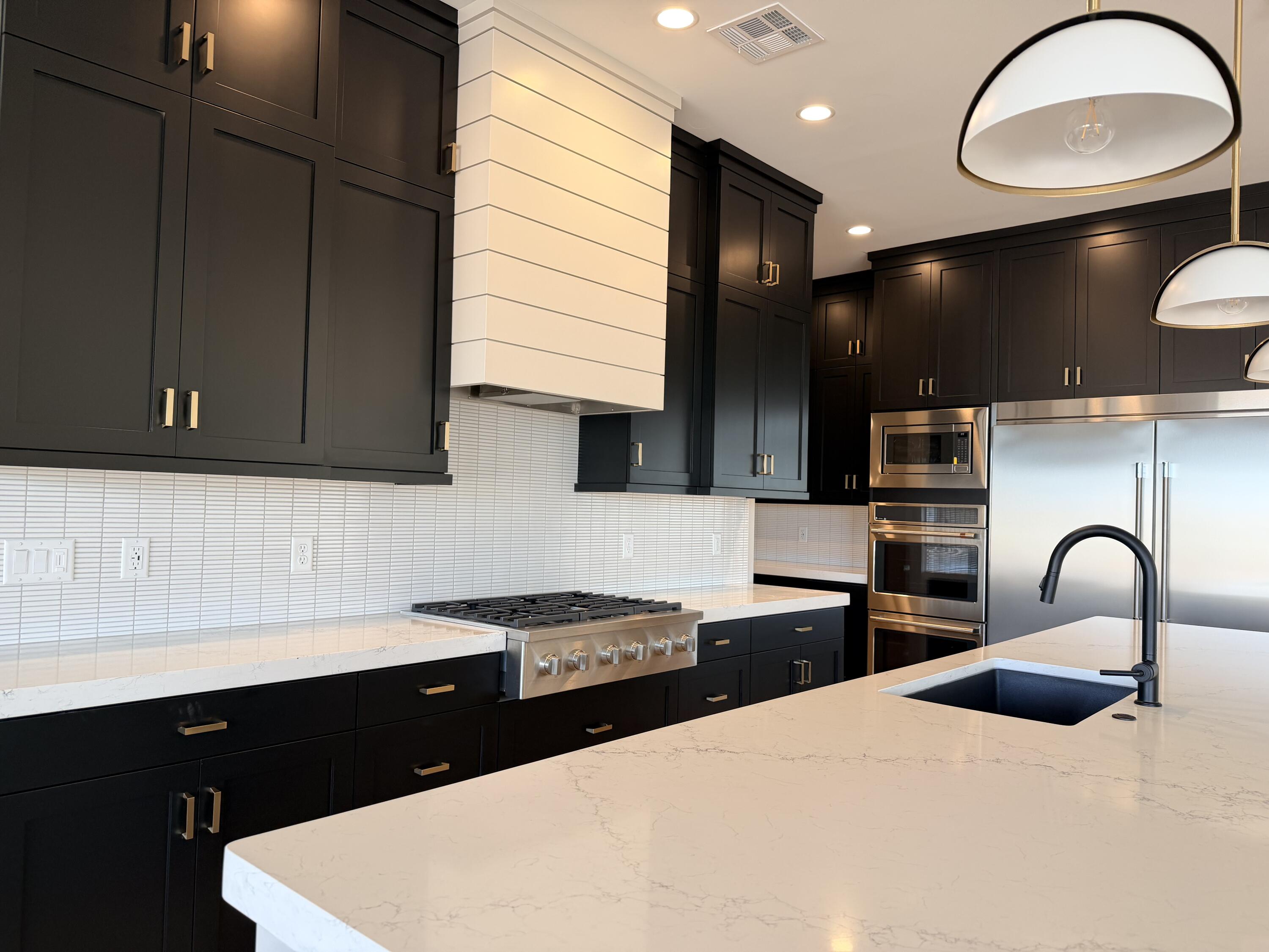 LAKESIDE AT STUCKI FARMS - Residential