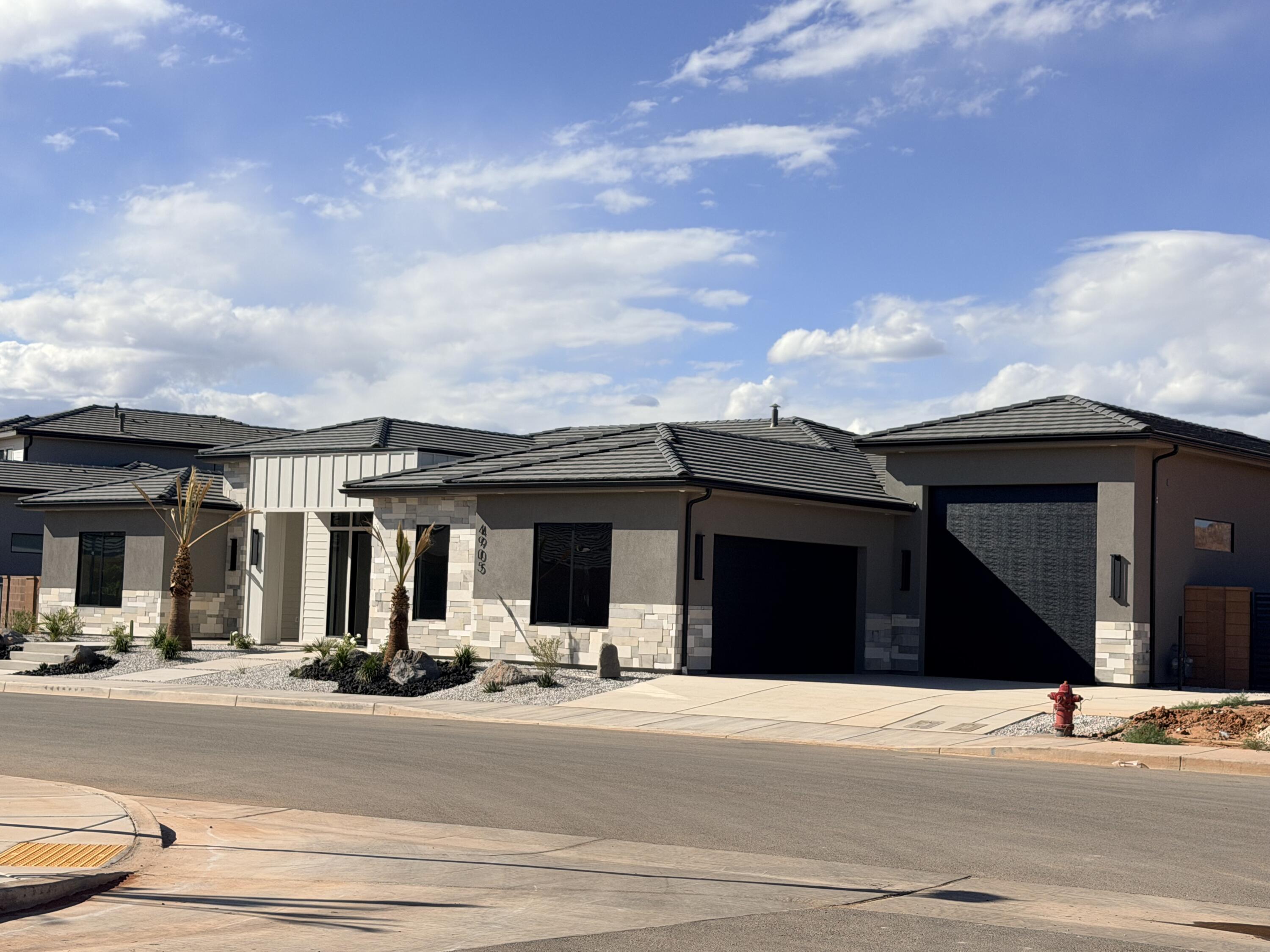 LAKESIDE AT STUCKI FARMS - Residential