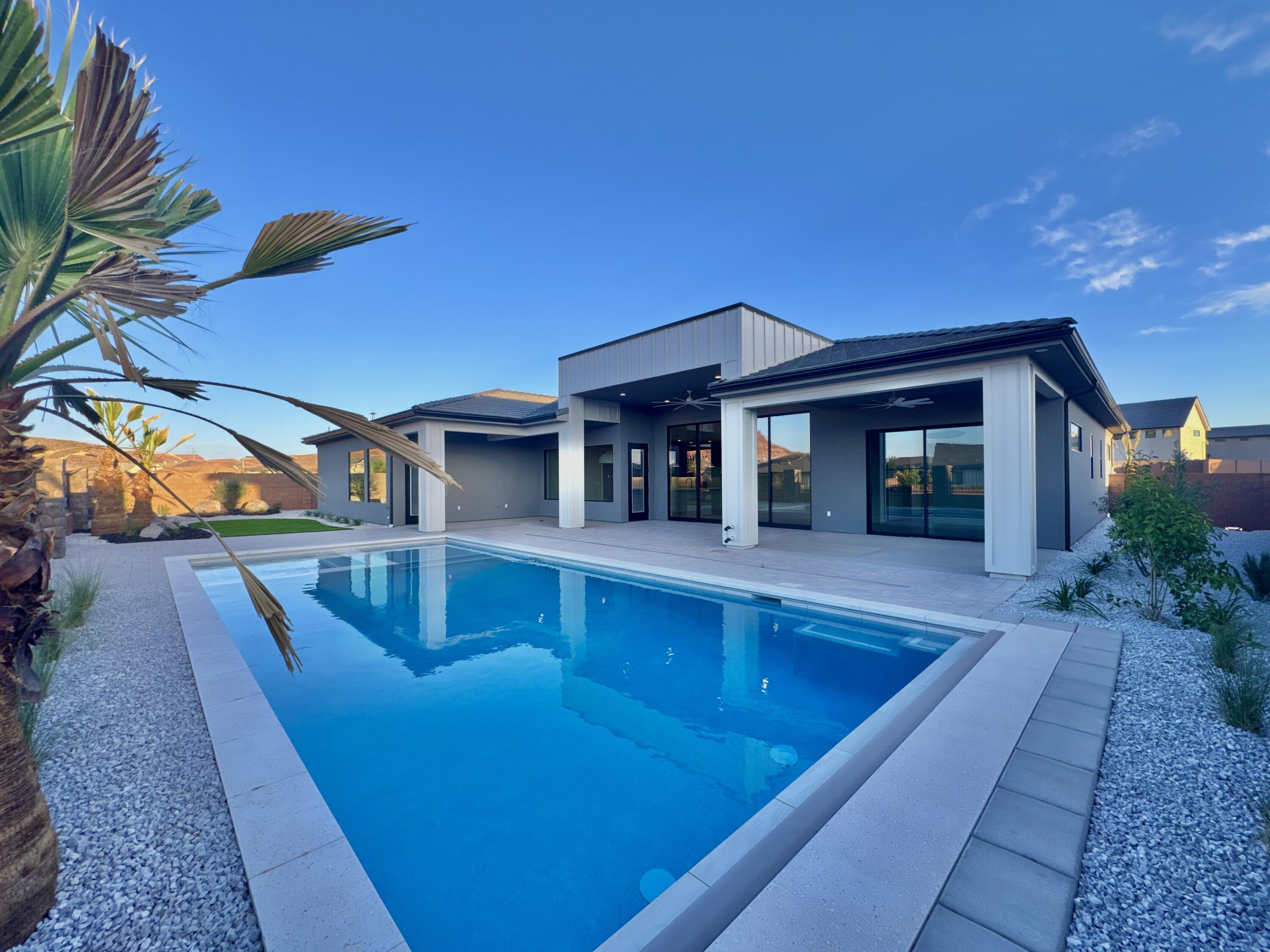 LAKESIDE AT STUCKI FARMS - Residential