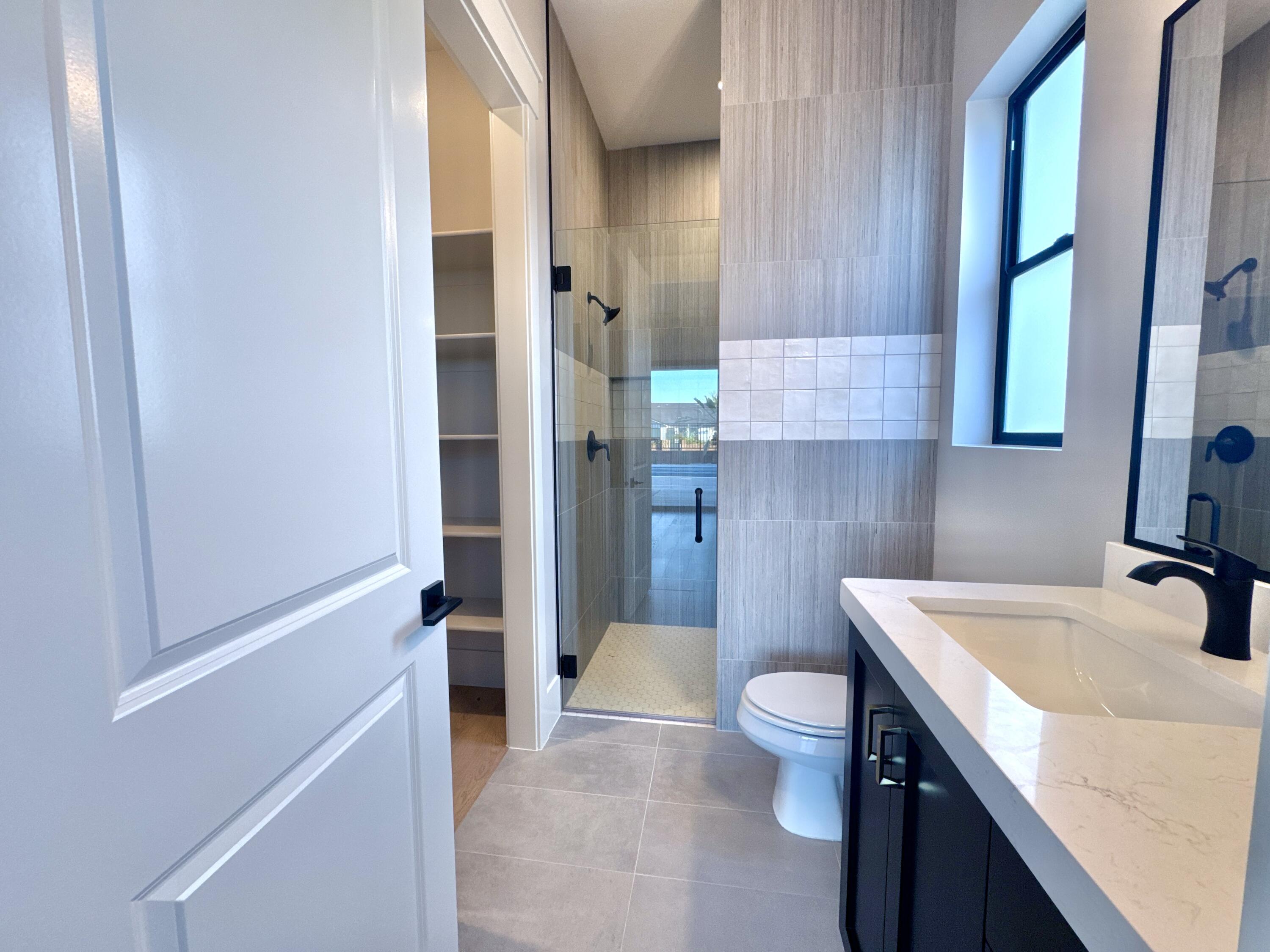 LAKESIDE AT STUCKI FARMS - Residential