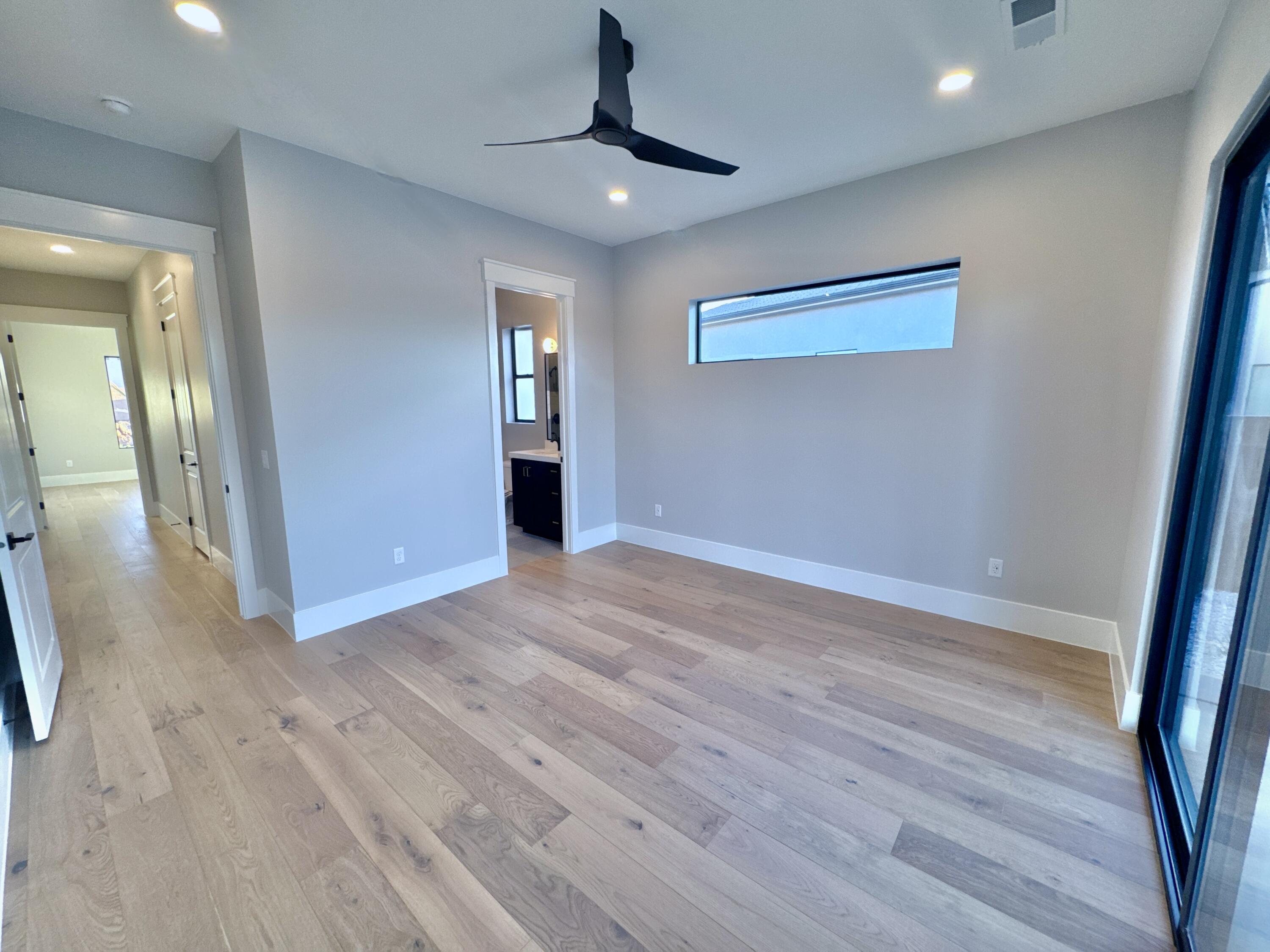 LAKESIDE AT STUCKI FARMS - Residential
