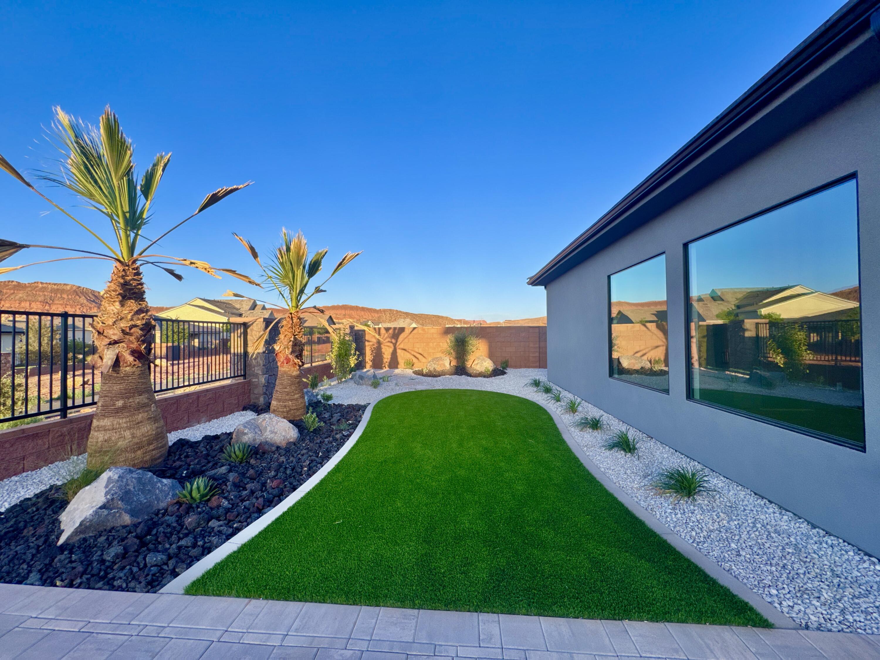 LAKESIDE AT STUCKI FARMS - Residential