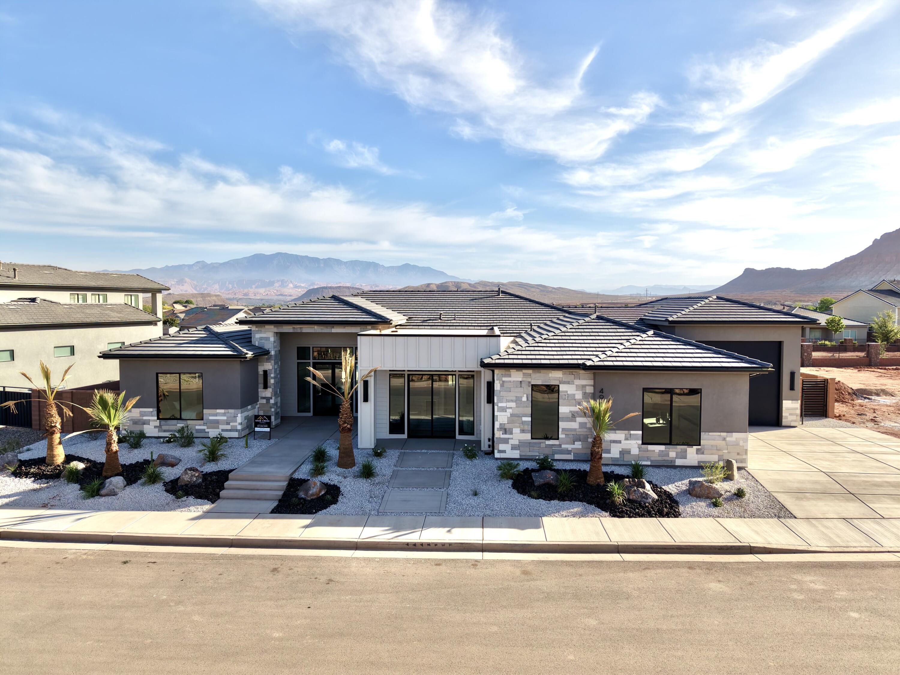 LAKESIDE AT STUCKI FARMS - Residential